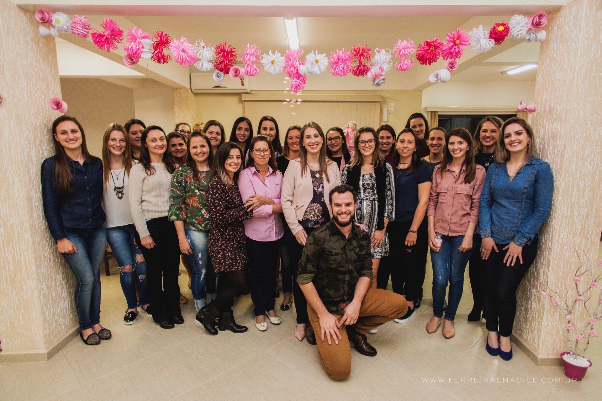 cha_de_bebe_agua_doce_sc_ararangua_criciuma_menina_gestante_esperando_brincadeiras_mae_ferreira_e_maciel_fotografo_familia_0069