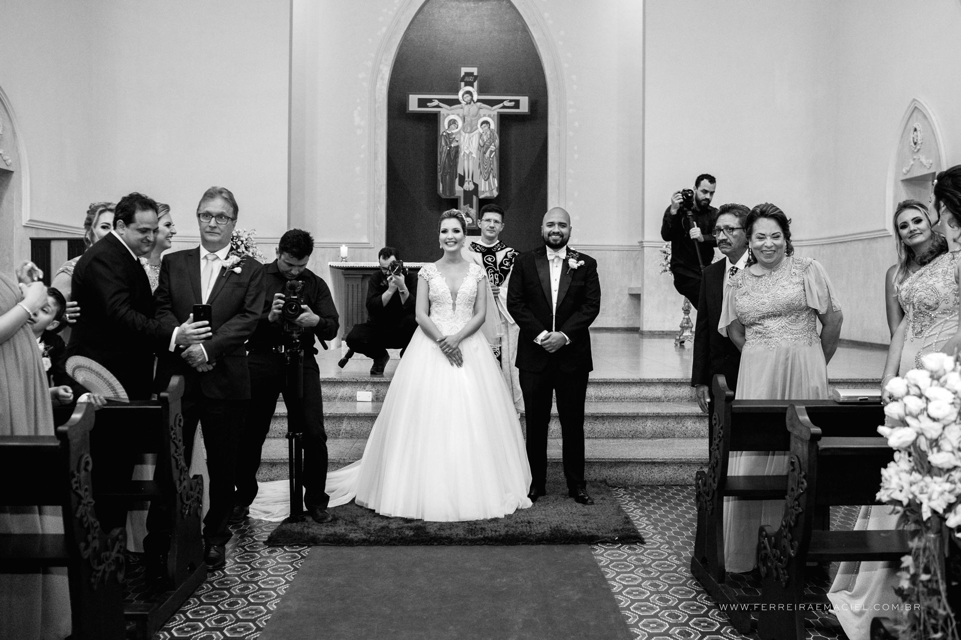 Foto Casamento Larissa e Arturo - Igreja Nossa Senhora Mãe dos Homens - Grêmio Fronteira - Araranguá - SC Foto Casamento Larissa e Arturo - Igreja Nossa Senhora Mãe dos Homens - Grêmio Fronteira - Araranguá - SC - Imagem 48