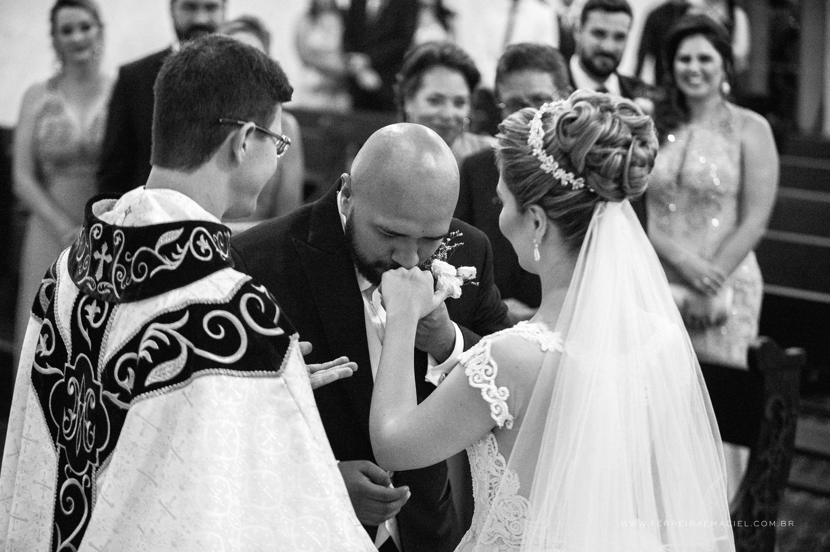 Foto Casamento Larissa e Arturo - Igreja Nossa Senhora Mãe dos Homens - Grêmio Fronteira - Araranguá - SC Foto Casamento Larissa e Arturo - Igreja Nossa Senhora Mãe dos Homens - Grêmio Fronteira - Araranguá - SC - Imagem 51