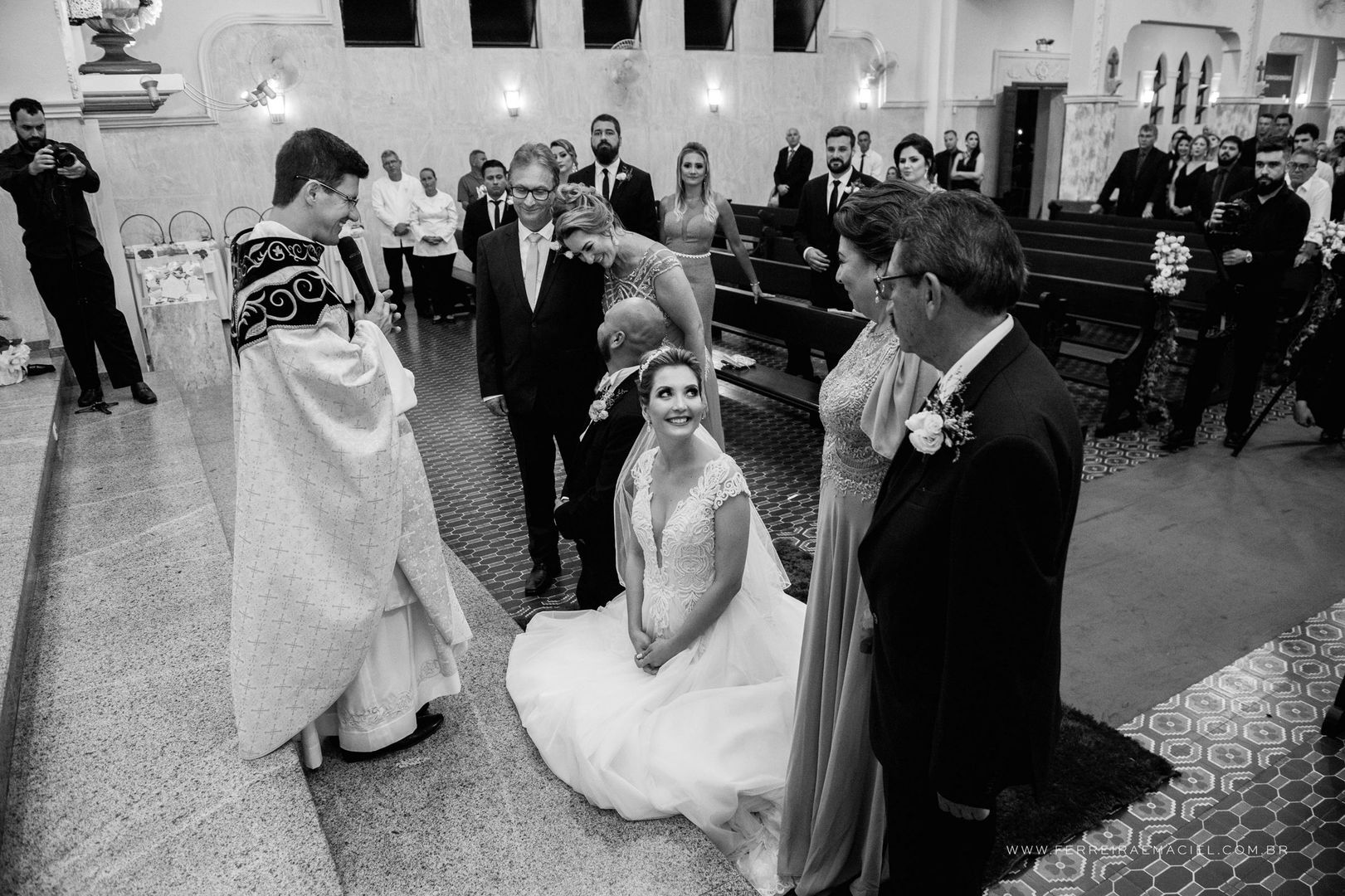 Foto Casamento Larissa e Arturo - Igreja Nossa Senhora Mãe dos Homens - Grêmio Fronteira - Araranguá - SC Foto Casamento Larissa e Arturo - Igreja Nossa Senhora Mãe dos Homens - Grêmio Fronteira - Araranguá - SC - Imagem 57