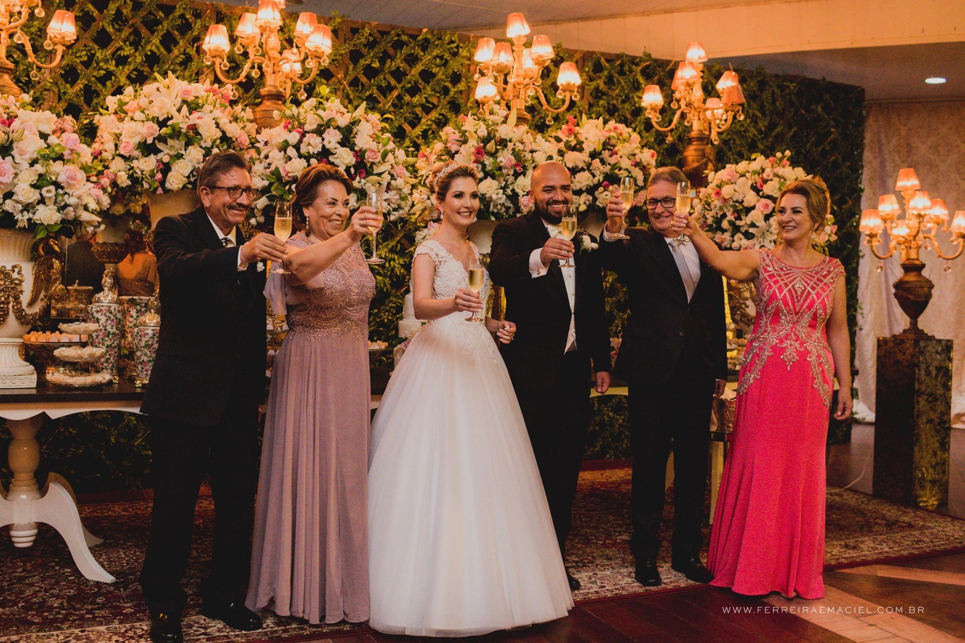 Foto Casamento Larissa e Arturo - Igreja Nossa Senhora Mãe dos Homens - Grêmio Fronteira - Araranguá - SC Foto Casamento Larissa e Arturo - Igreja Nossa Senhora Mãe dos Homens - Grêmio Fronteira - Araranguá - SC - Imagem 78