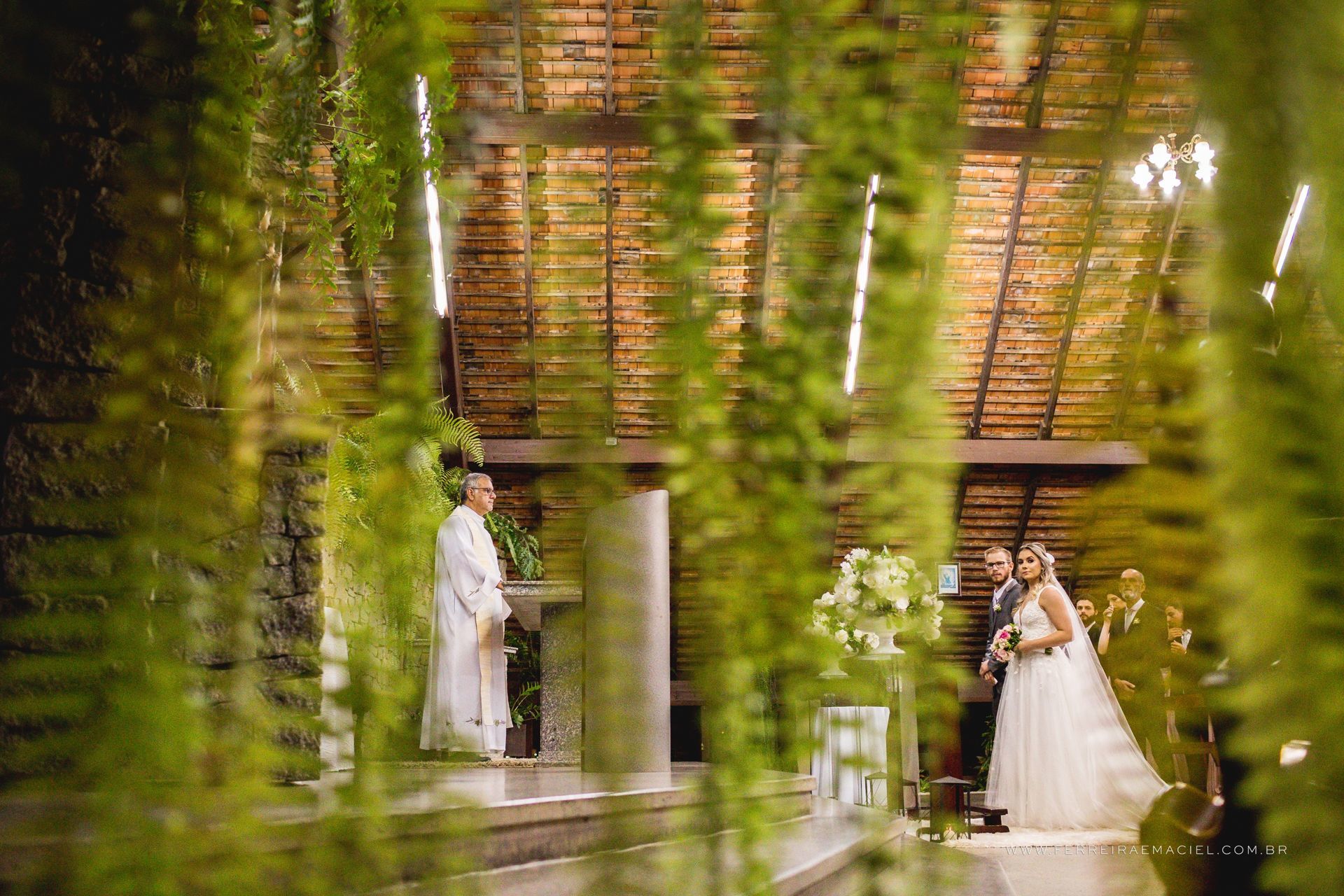 Foto Casamento Aline e Bruno - Igreja Perpétuo Socorro - Sítio Dourado - Criciúma - SC - Imagem 39