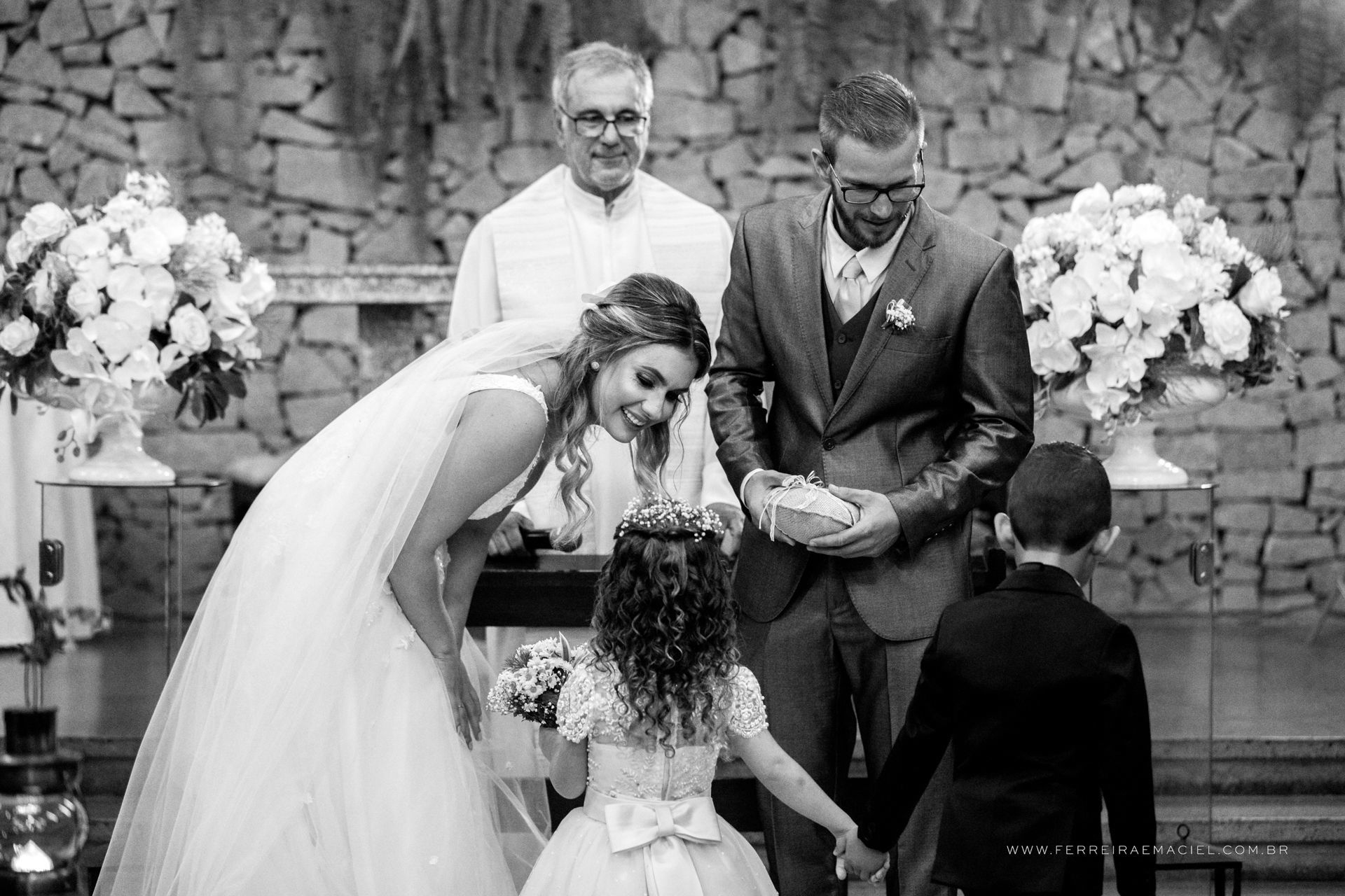 Foto Casamento Aline e Bruno - Igreja Perpétuo Socorro - Sítio Dourado - Criciúma - SC - Imagem 44