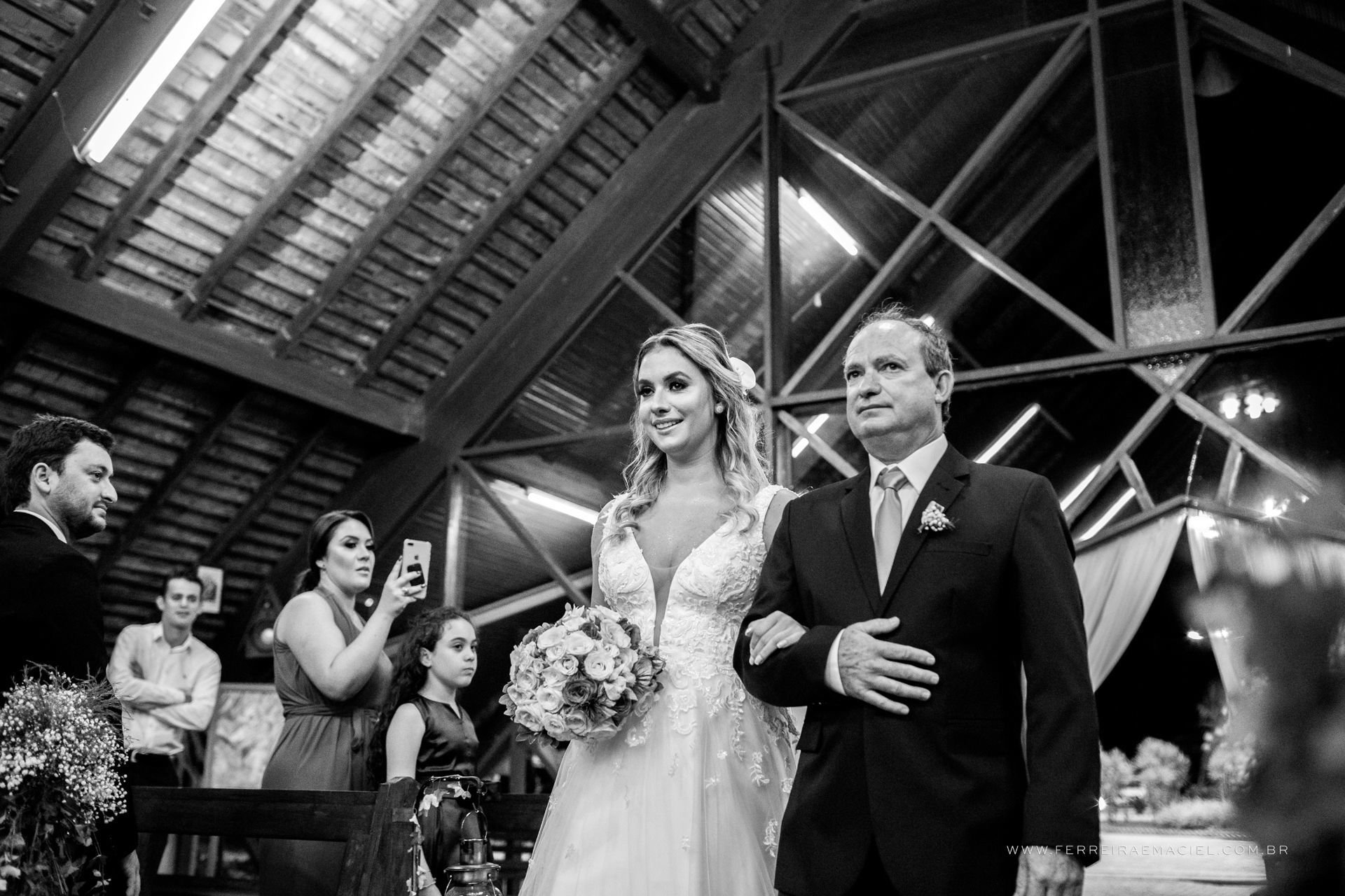 Foto Casamento Aline e Bruno - Igreja Perpétuo Socorro - Sítio Dourado - Criciúma - SC - Imagem 28