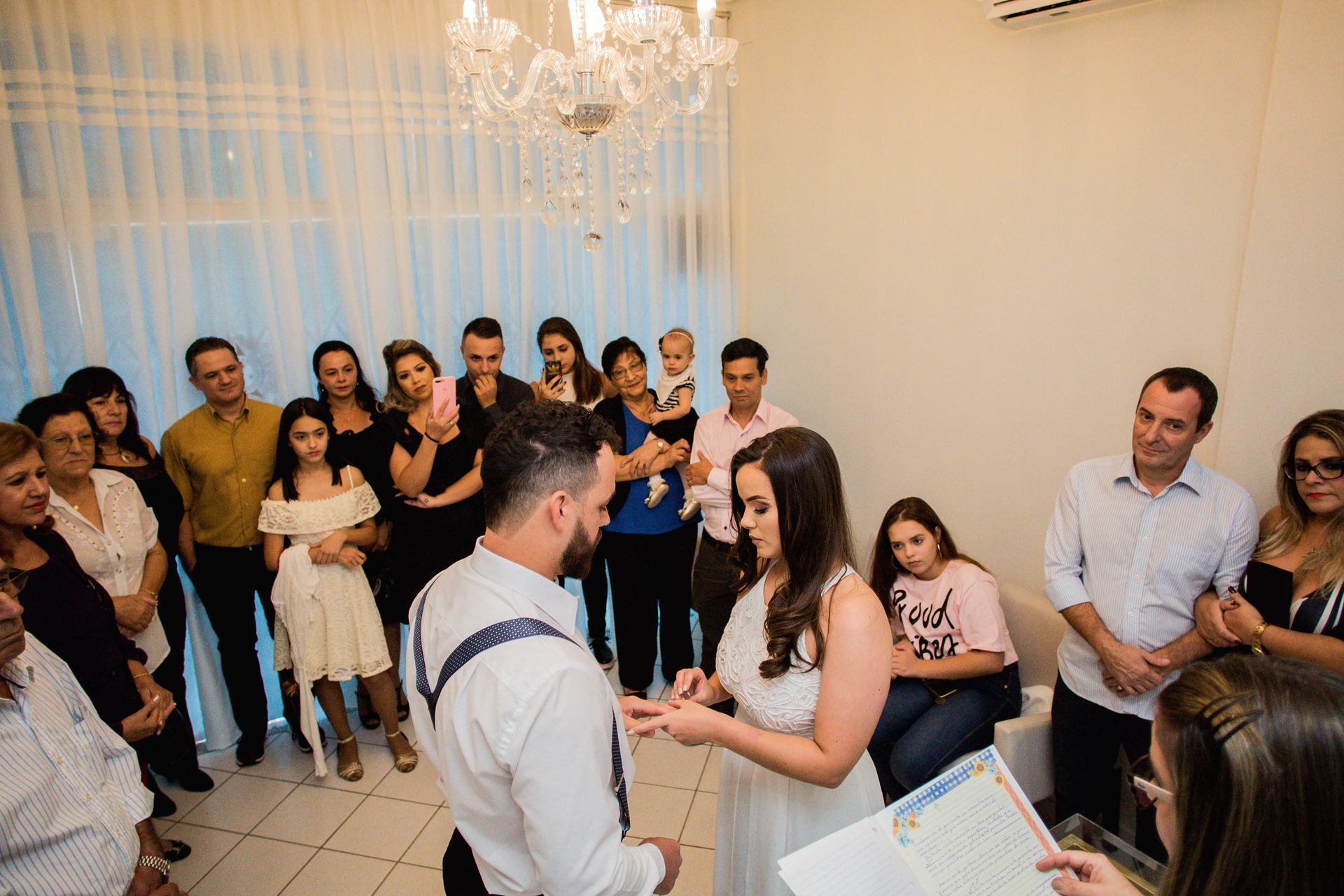 Foto Casamento Civil Fernando e Bruna - Cartório Daniela Araújo - Araranguá - SC - Imagem 9
