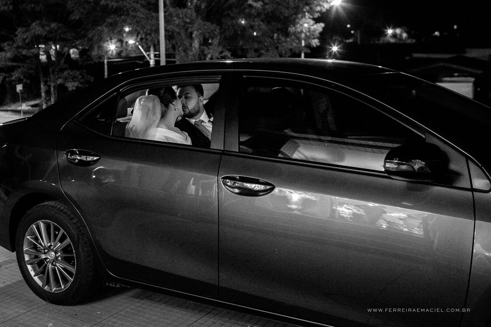 Foto Casamento Ana Julia e Renato - Igreja Santa Bárbara - Siderópolis - Petrus - Nova Veneza - SC Foto Casamento Ana Julia e Renato - Igreja Santa Bárbara - Siderópolis - Petrus - Nova Veneza - SC - Imagem 131