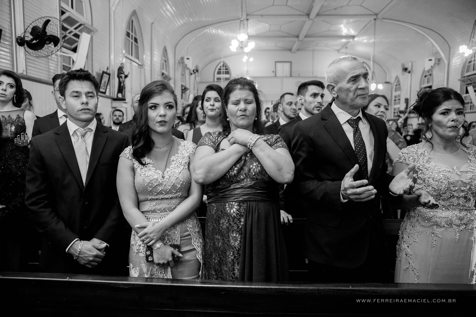 Foto Casamento Ana Julia e Renato - Igreja Santa Bárbara - Siderópolis - Petrus - Nova Veneza - SC Foto Casamento Ana Julia e Renato - Igreja Santa Bárbara - Siderópolis - Petrus - Nova Veneza - SC - Imagem 123