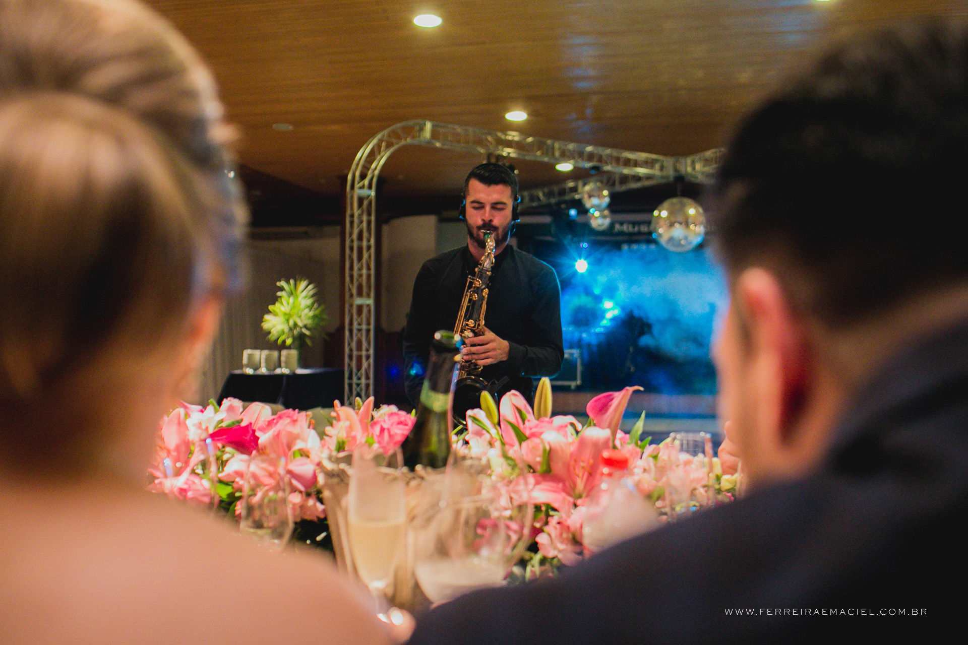 Foto Casamento Ana Julia e Renato - Igreja Santa Bárbara - Siderópolis - Petrus - Nova Veneza - SC Foto Casamento Ana Julia e Renato - Igreja Santa Bárbara - Siderópolis - Petrus - Nova Veneza - SC - Imagem 141