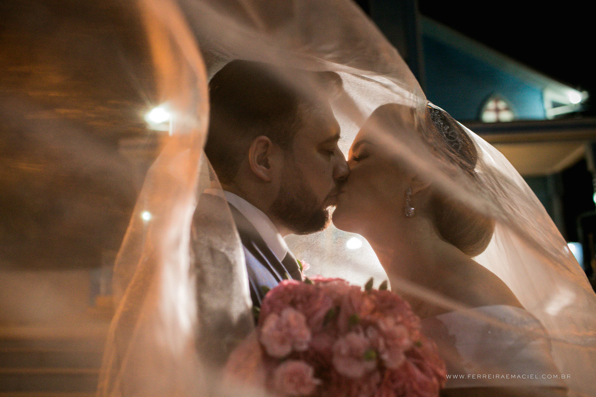 Foto Casamento Ana Julia e Renato - Igreja Santa Bárbara - Siderópolis - Petrus - Nova Veneza - SC Foto Casamento Ana Julia e Renato - Igreja Santa Bárbara - Siderópolis - Petrus - Nova Veneza - SC - Imagem 138