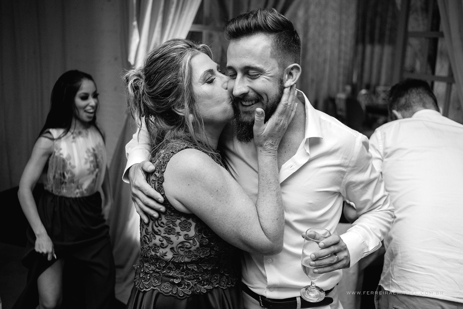 Foto Casamento Débora e Willian - Araranguá - SC Foto Casamento Débora e Willian - Araranguá - SC - Imagem 50