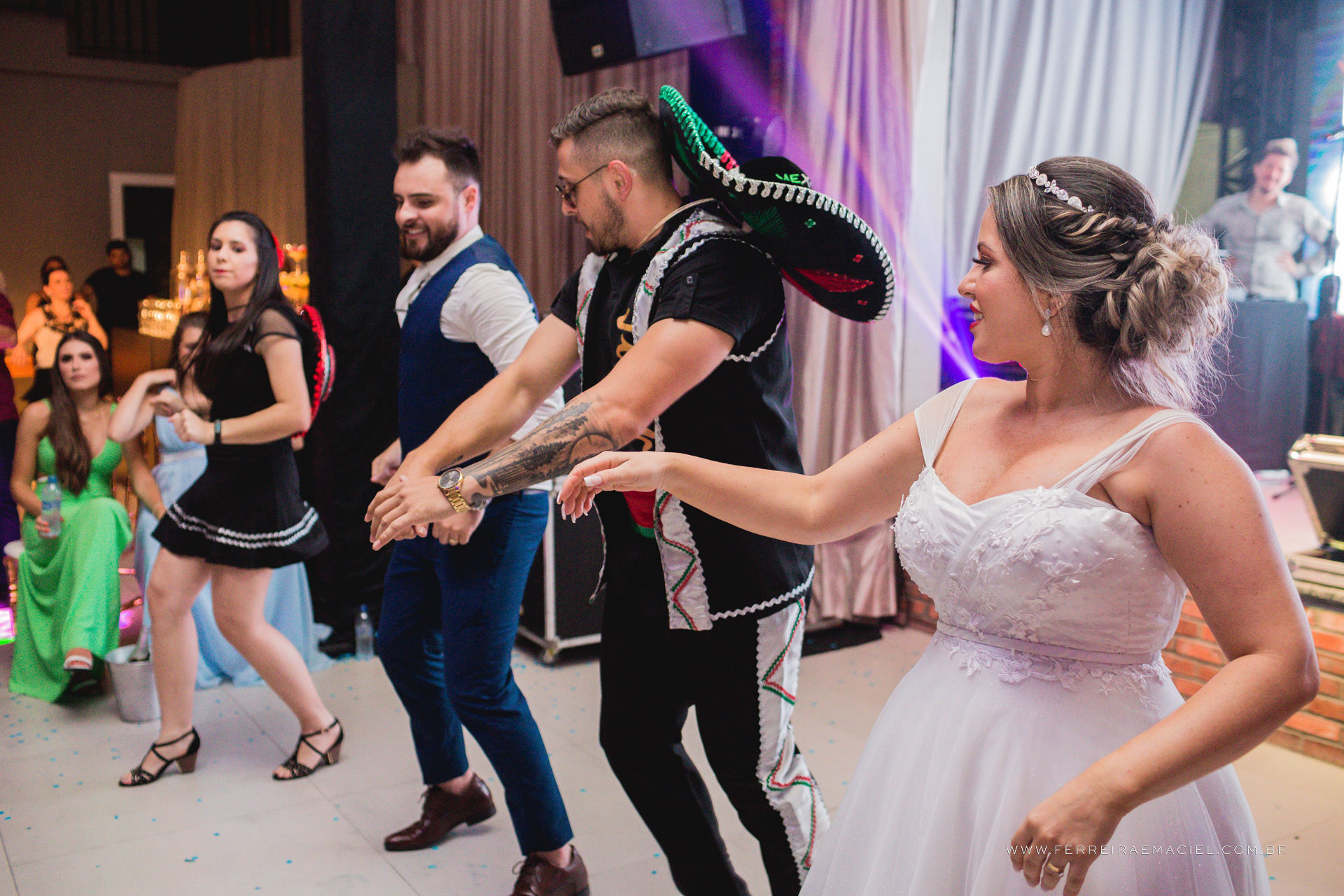Foto Casamento Morgana e João - Sítio do Cássio - Balneário Goivota - SC Foto Casamento Morgana e João - Sítio do Cássio - Balneário Goivota - SC - Imagem 74
