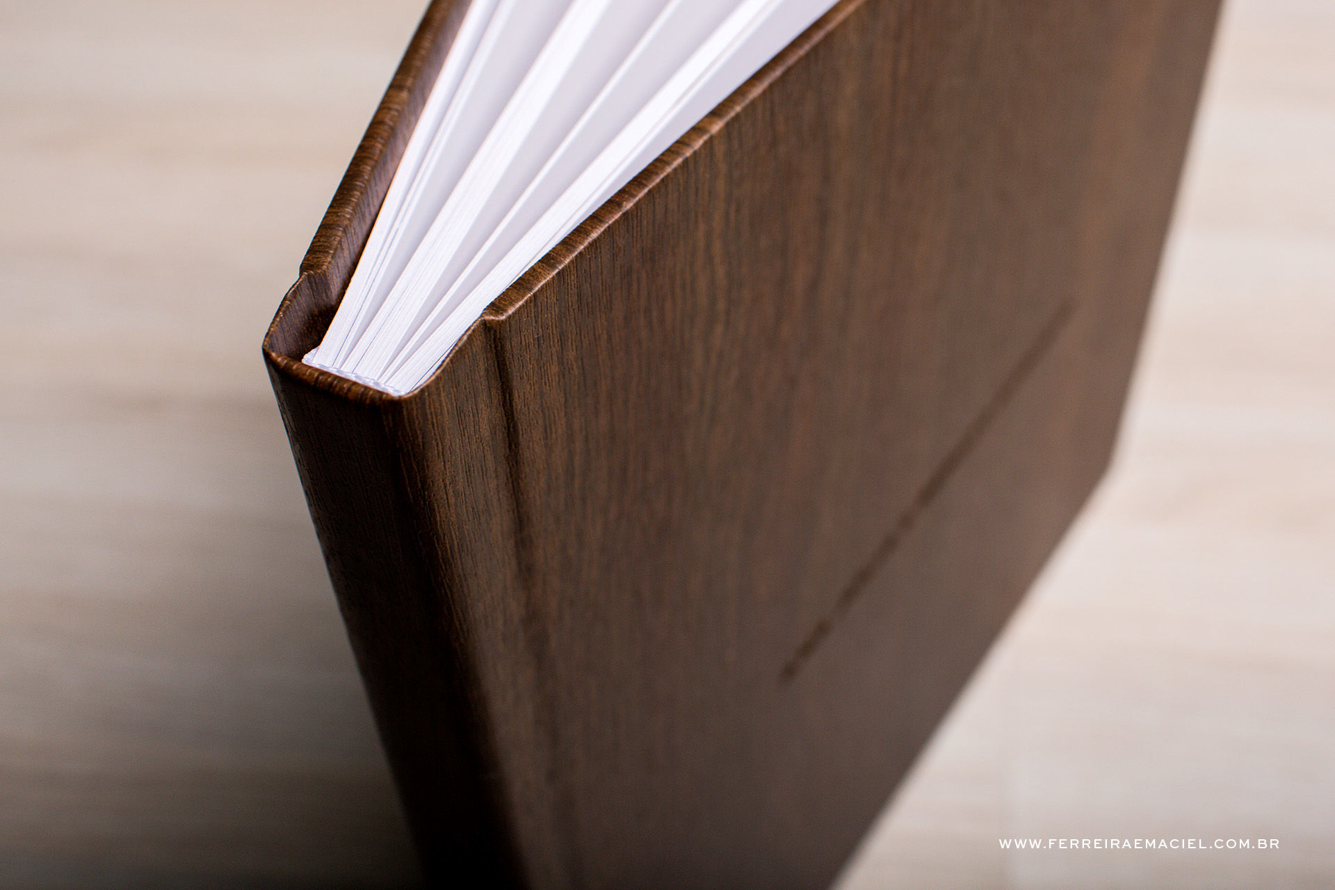 Foto  Álbum Capa de Madeira - Imagem 11