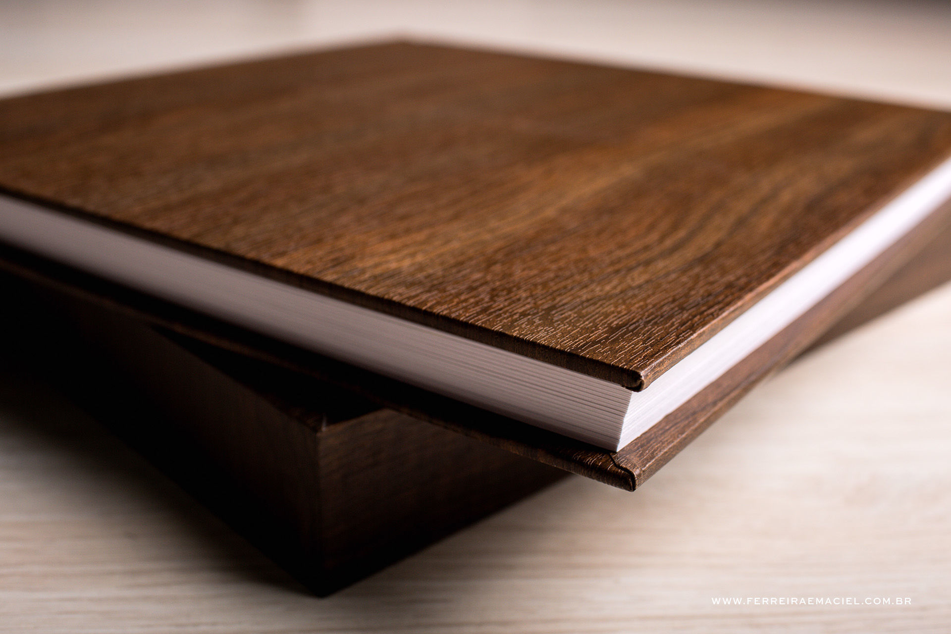 Foto  Álbum Capa de Madeira - Imagem 3