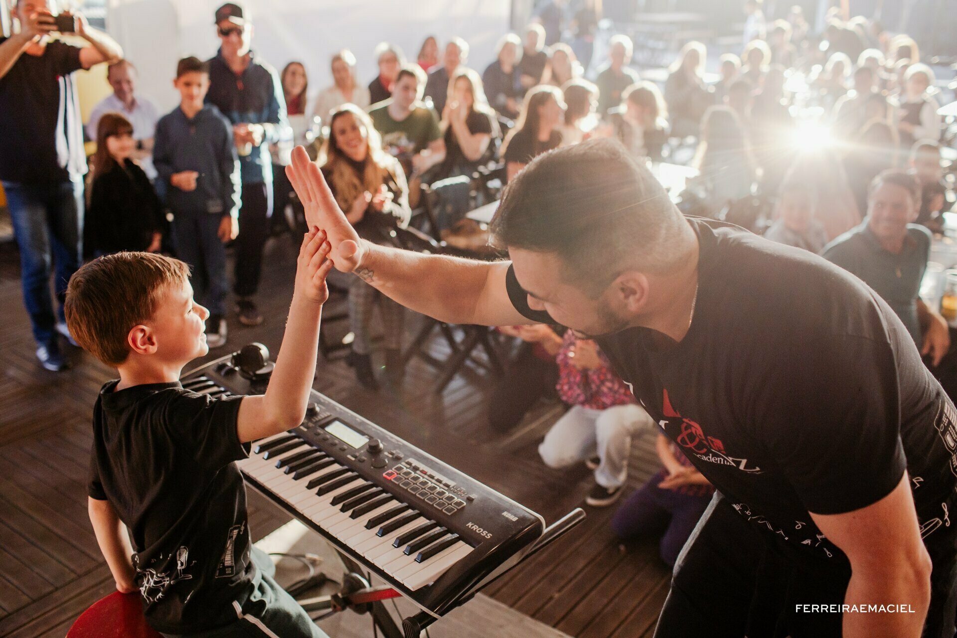 Fotografia Publicitária - Fotografia de Evento - Recital da Academia de Artes Tom e Voz - Both Bear - Araranguá - SC