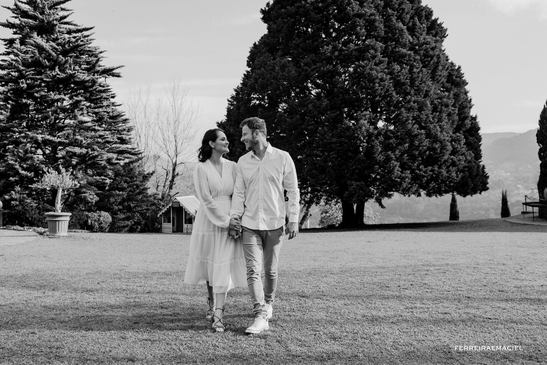 Foto Fotos de casal no Le Jardin Parque de Lavanda - Pre-wedding em Gramado e Canela - RS - Ensaio fotogrÃƒÆ’Ã†â€™Ãƒâ€ Ã¢â‚¬â„¢ÃƒÆ’Ã¢â‚¬ ÃƒÂ¢Ã¢â€šÂ¬Ã¢â€žÂ¢ÃƒÆ’Ã†â€™ÃƒÂ¢Ã¢â€šÂ¬ ÃƒÆ’Ã‚Â¢ÃƒÂ¢Ã¢â‚¬Å¡Ã‚Â¬ÃƒÂ¢Ã¢â‚¬Å¾Ã‚Â¢ÃƒÆ’Ã†â€™Ãƒâ€ Ã¢â‚¬â„¢ÃƒÆ’Ã‚Â¢ÃƒÂ¢Ã¢â‚¬Å¡Ã‚Â¬Ãƒâ€¦Ã‚Â¡ÃƒÆ’Ã†â€™ÃƒÂ¢Ã¢â€šÂ¬Ã…Â¡ÃƒÆ’Ã¢â‚¬Å¡Ãƒâ€šÃ‚Â¡fico na Rua Torta - Camila e Douglas - Imagem 3