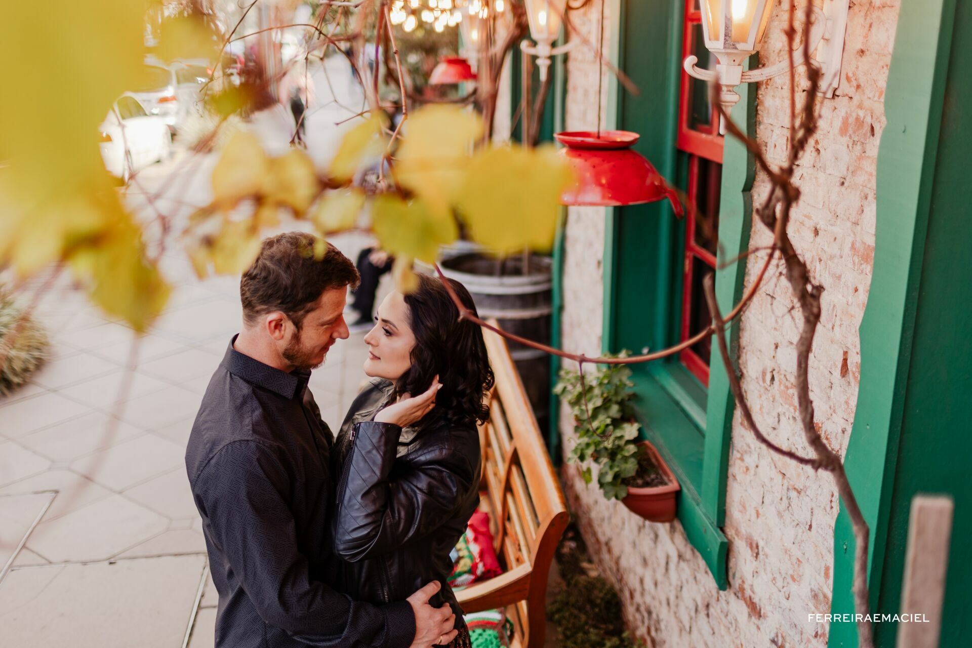 Foto Fotos de casal no Le Jardin Parque de Lavanda - Pre-wedding em Gramado e Canela - RS - Ensaio fotogrÃƒÆ’Ã†â€™Ãƒâ€ Ã¢â‚¬â„¢ÃƒÆ’Ã¢â‚¬ ÃƒÂ¢Ã¢â€šÂ¬Ã¢â€žÂ¢ÃƒÆ’Ã†â€™ÃƒÂ¢Ã¢â€šÂ¬ ÃƒÆ’Ã‚Â¢ÃƒÂ¢Ã¢â‚¬Å¡Ã‚Â¬ÃƒÂ¢Ã¢â‚¬Å¾Ã‚Â¢ÃƒÆ’Ã†â€™Ãƒâ€ Ã¢â‚¬â„¢ÃƒÆ’Ã‚Â¢ÃƒÂ¢Ã¢â‚¬Å¡Ã‚Â¬Ãƒâ€¦Ã‚Â¡ÃƒÆ’Ã†â€™ÃƒÂ¢Ã¢â€šÂ¬Ã…Â¡ÃƒÆ’Ã¢â‚¬Å¡Ãƒâ€šÃ‚Â¡fico na Rua Torta - Camila e Douglas - Imagem 12