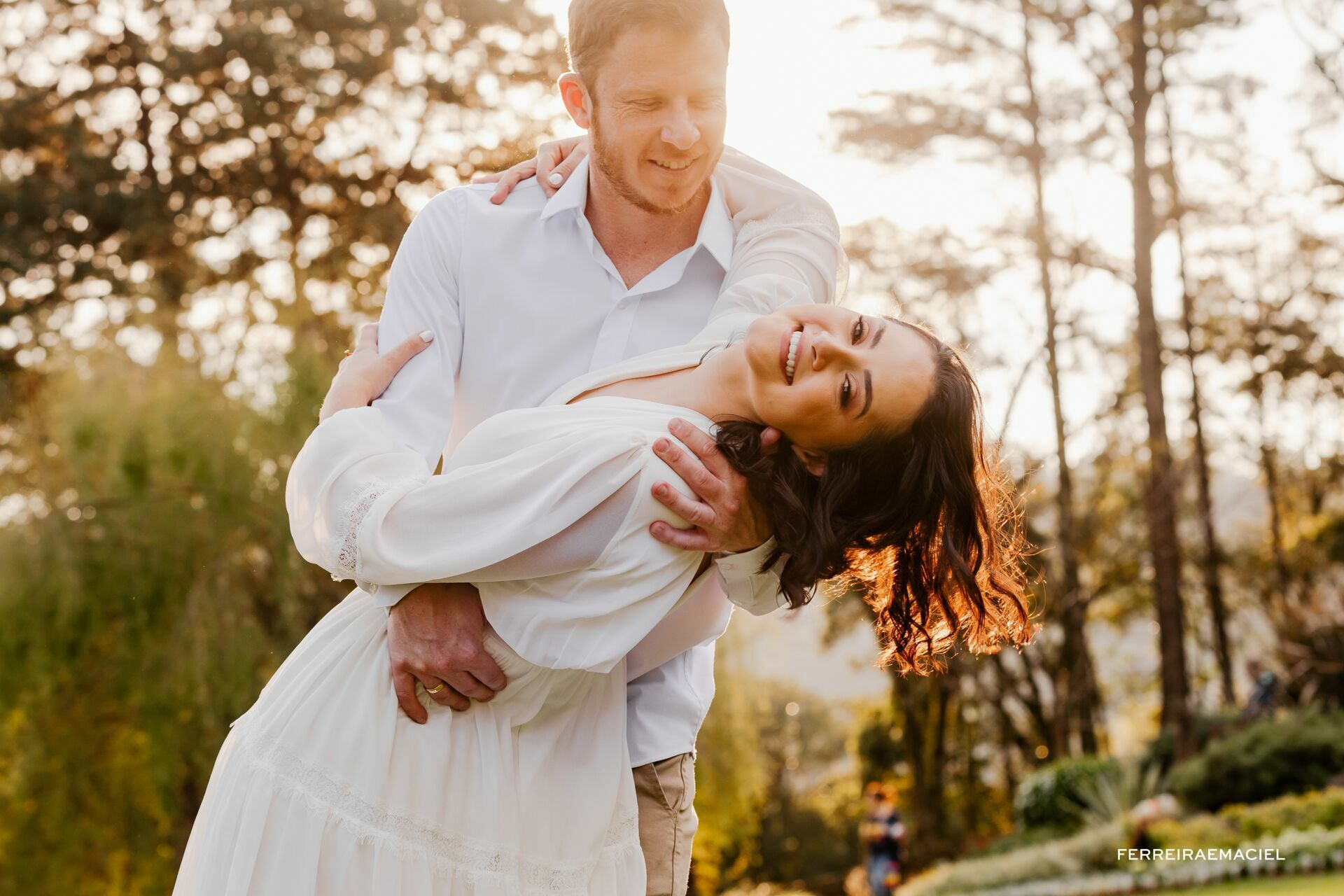 Foto Fotos de casal no Le Jardin Parque de Lavanda - Pre-wedding em Gramado e Canela - RS - Ensaio fotogrÃƒÆ’Ã†â€™Ãƒâ€ Ã¢â‚¬â„¢ÃƒÆ’Ã¢â‚¬ ÃƒÂ¢Ã¢â€šÂ¬Ã¢â€žÂ¢ÃƒÆ’Ã†â€™ÃƒÂ¢Ã¢â€šÂ¬ ÃƒÆ’Ã‚Â¢ÃƒÂ¢Ã¢â‚¬Å¡Ã‚Â¬ÃƒÂ¢Ã¢â‚¬Å¾Ã‚Â¢ÃƒÆ’Ã†â€™Ãƒâ€ Ã¢â‚¬â„¢ÃƒÆ’Ã‚Â¢ÃƒÂ¢Ã¢â‚¬Å¡Ã‚Â¬Ãƒâ€¦Ã‚Â¡ÃƒÆ’Ã†â€™ÃƒÂ¢Ã¢â€šÂ¬Ã…Â¡ÃƒÆ’Ã¢â‚¬Å¡Ãƒâ€šÃ‚Â¡fico na Rua Torta - Camila e Douglas - Imagem 15