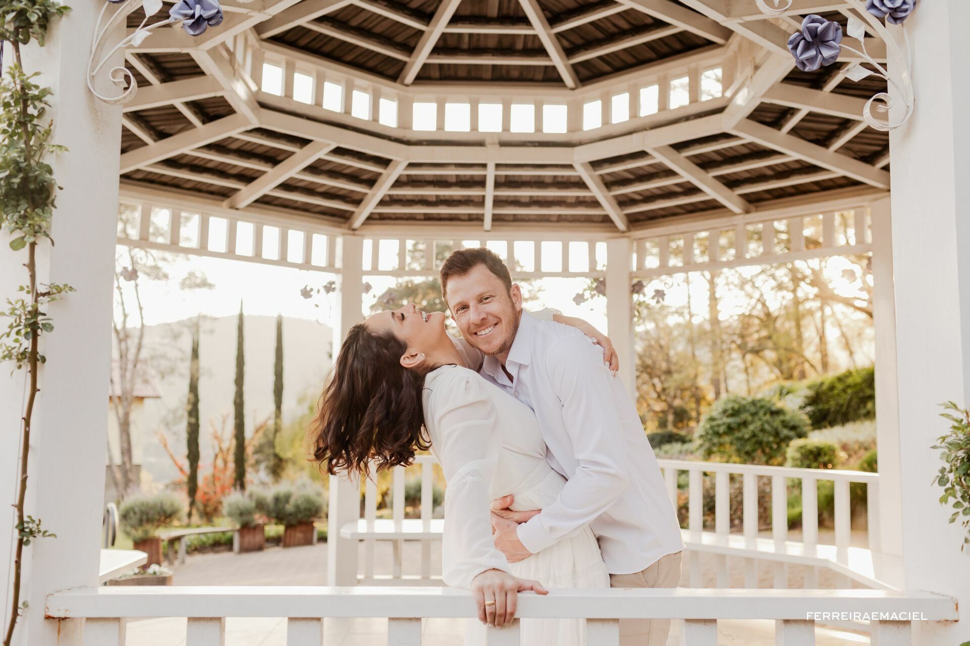 Foto Fotos de casal no Le Jardin Parque de Lavanda - Pre-wedding em Gramado e Canela - RS - Ensaio fotogrÃƒÆ’Ã†â€™Ãƒâ€ Ã¢â‚¬â„¢ÃƒÆ’Ã¢â‚¬ ÃƒÂ¢Ã¢â€šÂ¬Ã¢â€žÂ¢ÃƒÆ’Ã†â€™ÃƒÂ¢Ã¢â€šÂ¬ ÃƒÆ’Ã‚Â¢ÃƒÂ¢Ã¢â‚¬Å¡Ã‚Â¬ÃƒÂ¢Ã¢â‚¬Å¾Ã‚Â¢ÃƒÆ’Ã†â€™Ãƒâ€ Ã¢â‚¬â„¢ÃƒÆ’Ã‚Â¢ÃƒÂ¢Ã¢â‚¬Å¡Ã‚Â¬Ãƒâ€¦Ã‚Â¡ÃƒÆ’Ã†â€™ÃƒÂ¢Ã¢â€šÂ¬Ã…Â¡ÃƒÆ’Ã¢â‚¬Å¡Ãƒâ€šÃ‚Â¡fico na Rua Torta - Camila e Douglas - Imagem 30