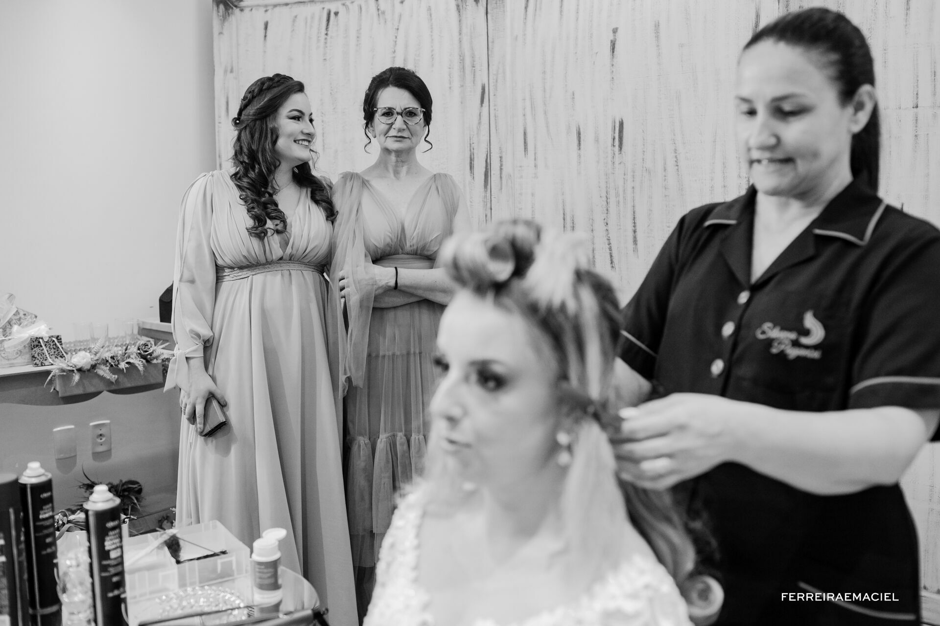 Foto Casamento de dia na Igreja da Cidade Alta Paróquia Sagrada Família e festa na Cachaçaria Pura Brasil - Araranguá - SC - Maiara e Valter Foto Casamento de dia na Igreja da Cidade Alta Paróquia Sagrada Família e festa na Cachaçaria Pura Brasil - Araranguá - SC - Maiara e Valter - Imagem 9