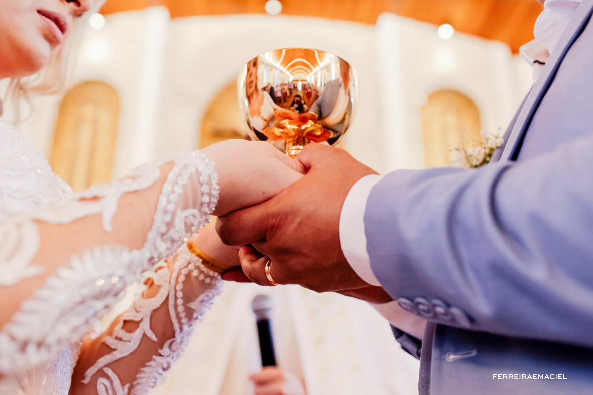 Foto Casamento de dia na Igreja da Cidade Alta Paróquia Sagrada Família e festa na Cachaçaria Pura Brasil - Araranguá - SC - Maiara e Valter Foto Casamento de dia na Igreja da Cidade Alta Paróquia Sagrada Família e festa na Cachaçaria Pura Brasil - Araranguá - SC - Maiara e Valter - Imagem 81