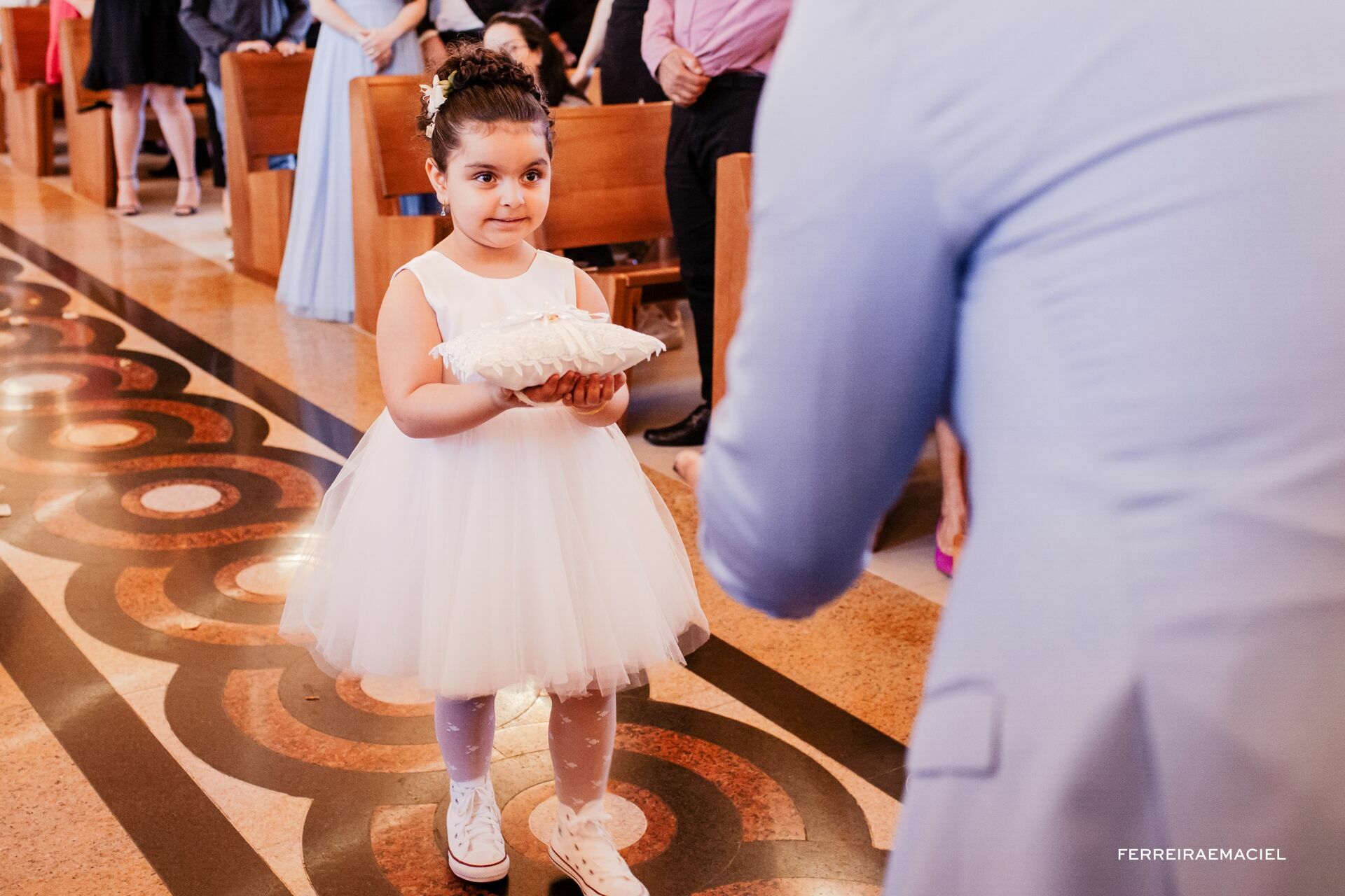 Foto Casamento de dia na Igreja da Cidade Alta Paróquia Sagrada Família e festa na Cachaçaria Pura Brasil - Araranguá - SC - Maiara e Valter Foto Casamento de dia na Igreja da Cidade Alta Paróquia Sagrada Família e festa na Cachaçaria Pura Brasil - Araranguá - SC - Maiara e Valter - Imagem 69