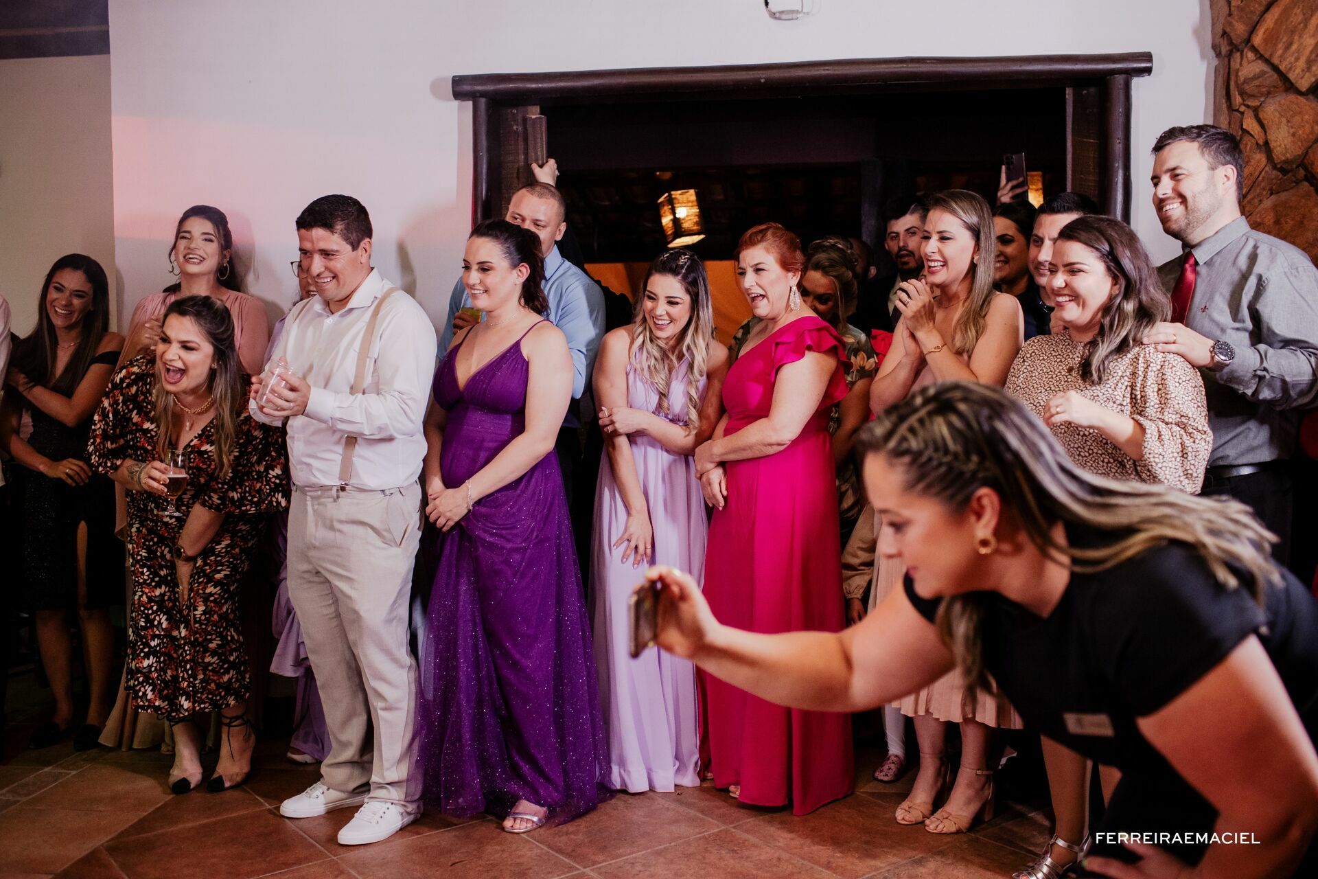 Foto Casamento de dia na Igreja da Cidade Alta Paróquia Sagrada Família e festa na Cachaçaria Pura Brasil - Araranguá - SC - Maiara e Valter Foto Casamento de dia na Igreja da Cidade Alta Paróquia Sagrada Família e festa na Cachaçaria Pura Brasil - Araranguá - SC - Maiara e Valter - Imagem 119