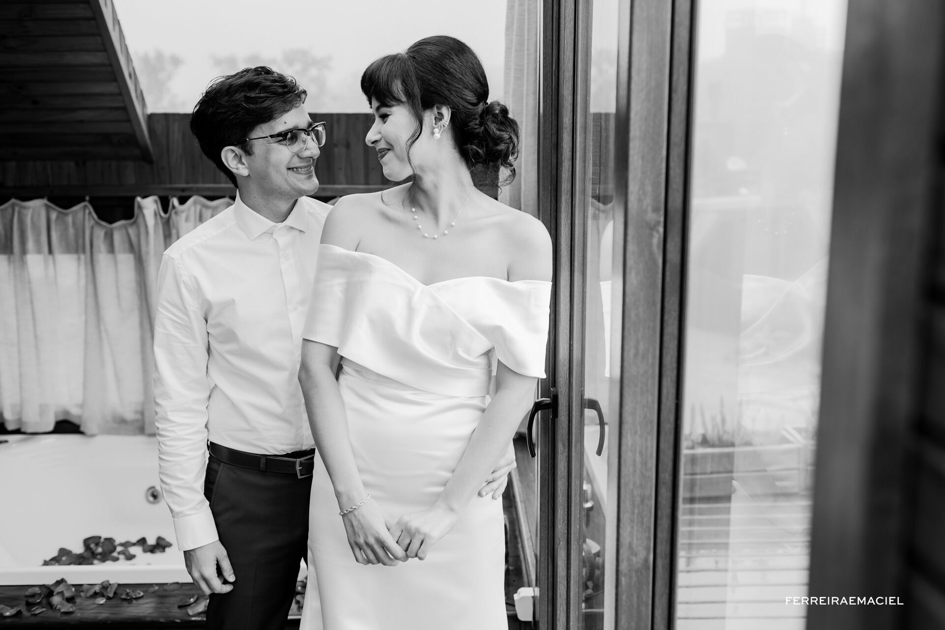Foto Elopement Wedding com chuva nos canyons - Morada dos Canyons e Estância da Morada - Casamento de dia de Raísa e Matheus - Praia Grande - SC Foto Elopement Wedding com chuva nos canyons - Morada dos Canyons e Estância da Morada - Casamento de dia de Raísa e Matheus - Praia Grande - SC - Imagem 2