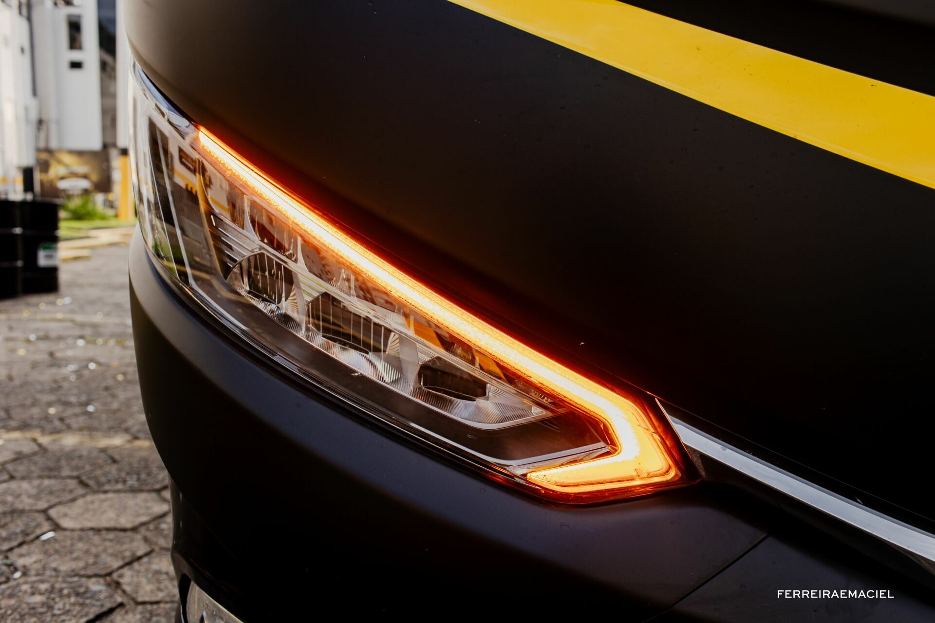 Foto Fotografia publicitária - Entrega do novo ônibus do Criciúma E. C. - Scania Cavese - Estádio Heriberto Hülse - Criciúma - SC - Imagem 32