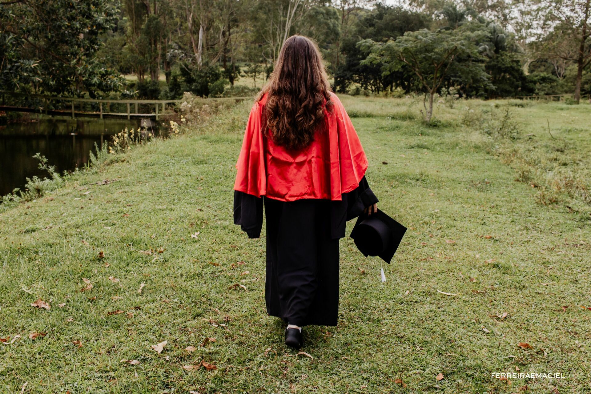 Foto Ensaio fotográfico de formatura - Design - UNISATC - Monise Possamai - Araranguá - SC - Imagem 1