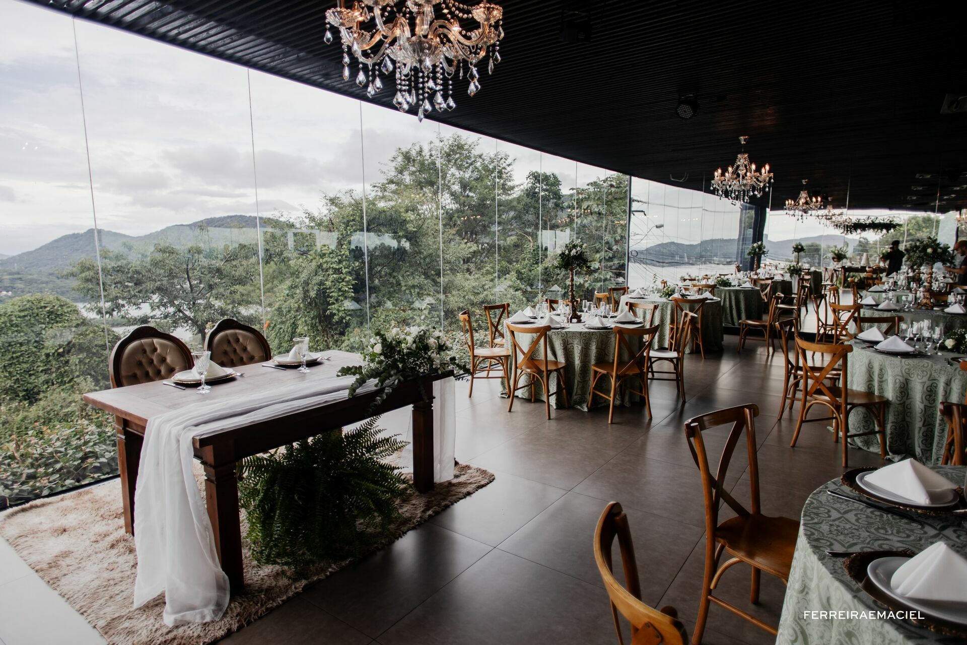 Foto Casamento Olívia e Cledinei - Indaiá Eventos - Lagoa da Conceição - Florianópolis - SC - Imagem 27
