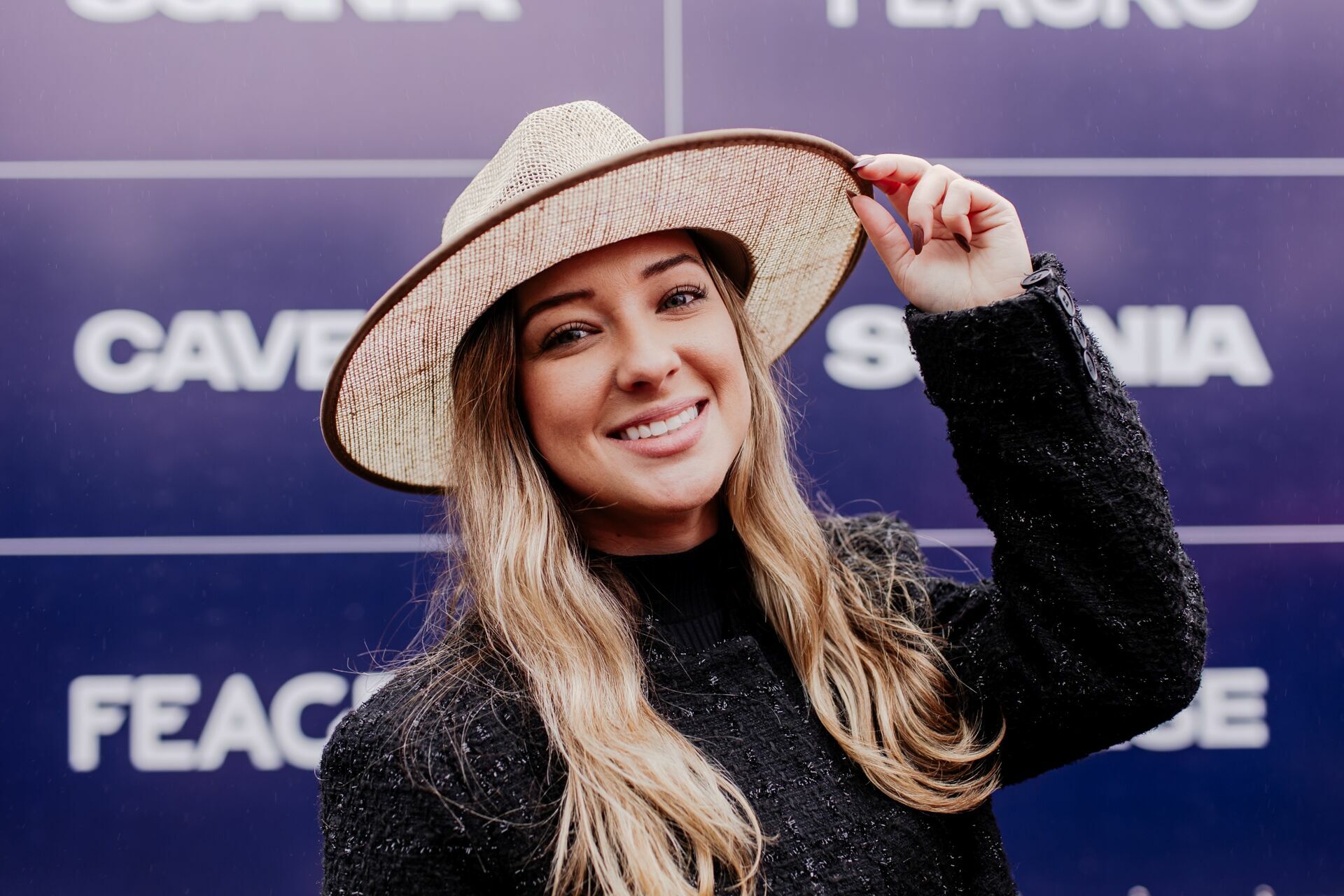 Foto Fotografia publicitÃ¡ria - Scania na Feagro - BraÃ§o do Norte - SC - Imagem 10