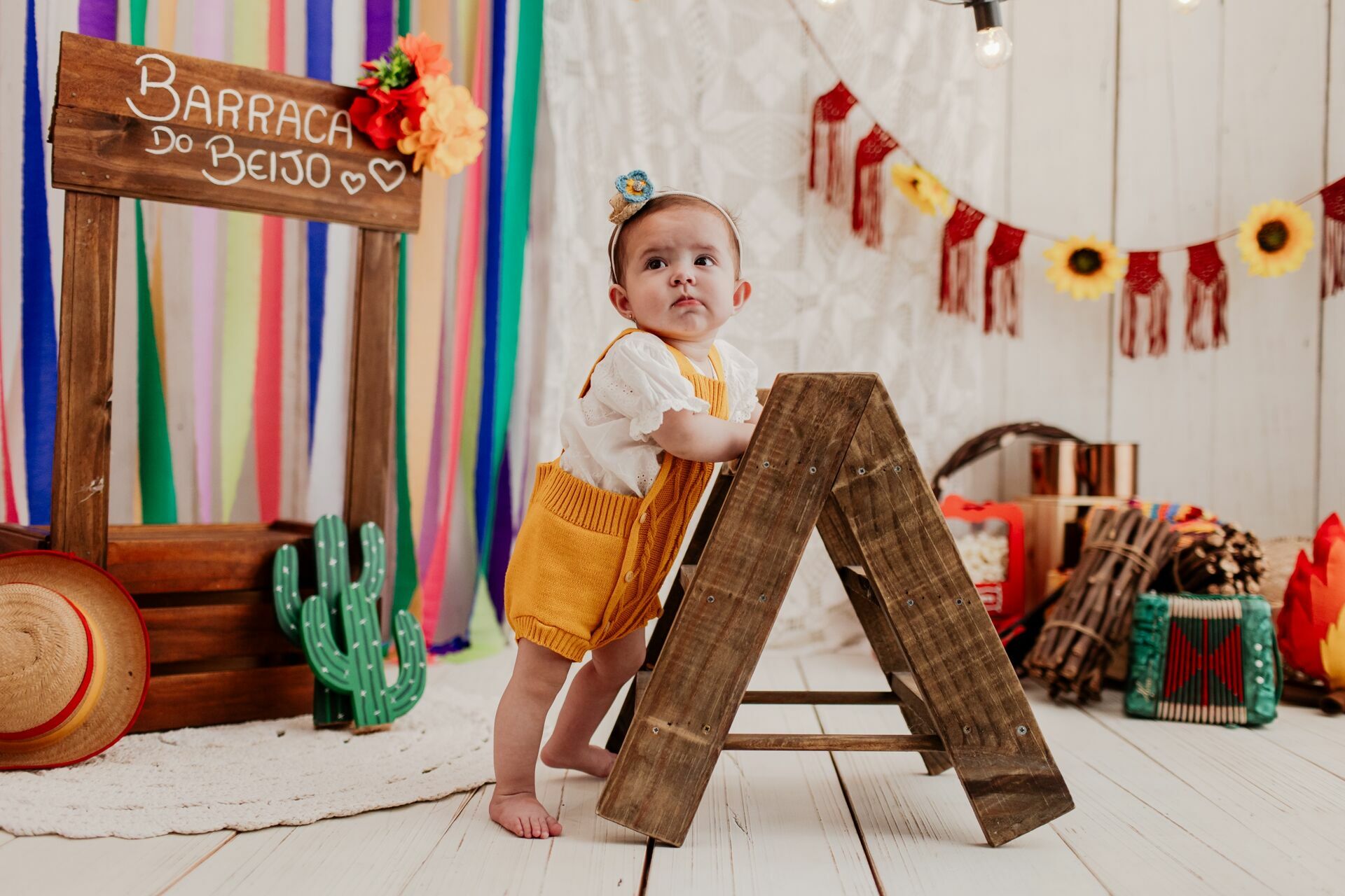 Foto Fotografia em estÃƒÂºdio - CenÃƒÂ¡rio Junino - Um ArraiÃƒÂ¡ de EmoÃƒÂ§ÃƒÂµes no EstÃƒÂºdio - Imagem 42