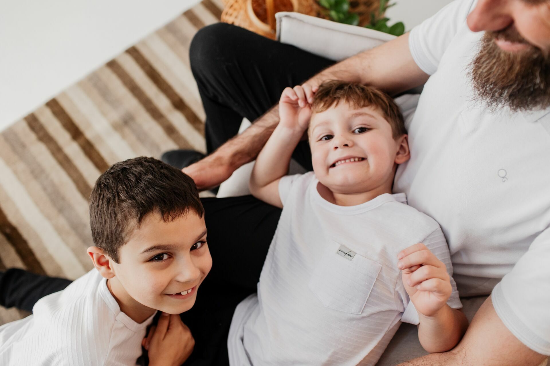 Foto Fotografia em estÃƒÂºdio - CenÃƒÂ¡rio Dia dos Pais - Amor e ConexÃƒÂ£o em Cada Foto - Imagem 86