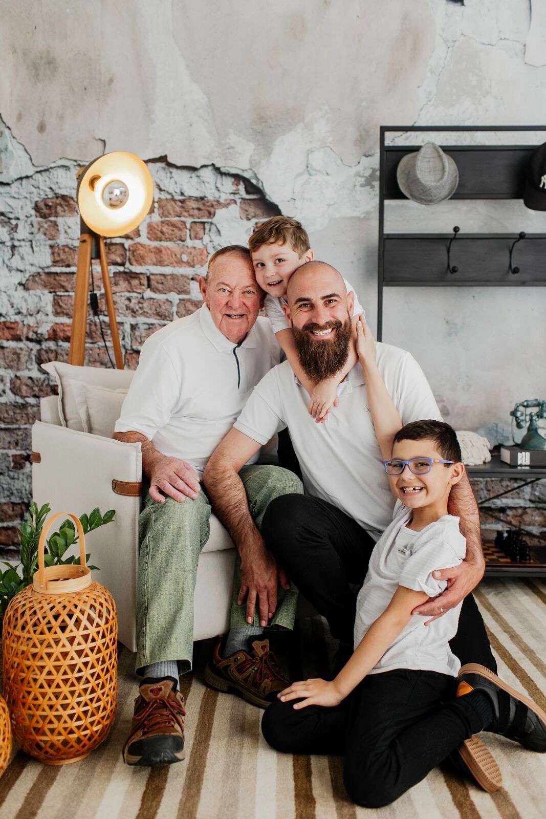 Foto Fotografia em estÃƒÂºdio - CenÃƒÂ¡rio Dia dos Pais - Amor e ConexÃƒÂ£o em Cada Foto - Imagem 82