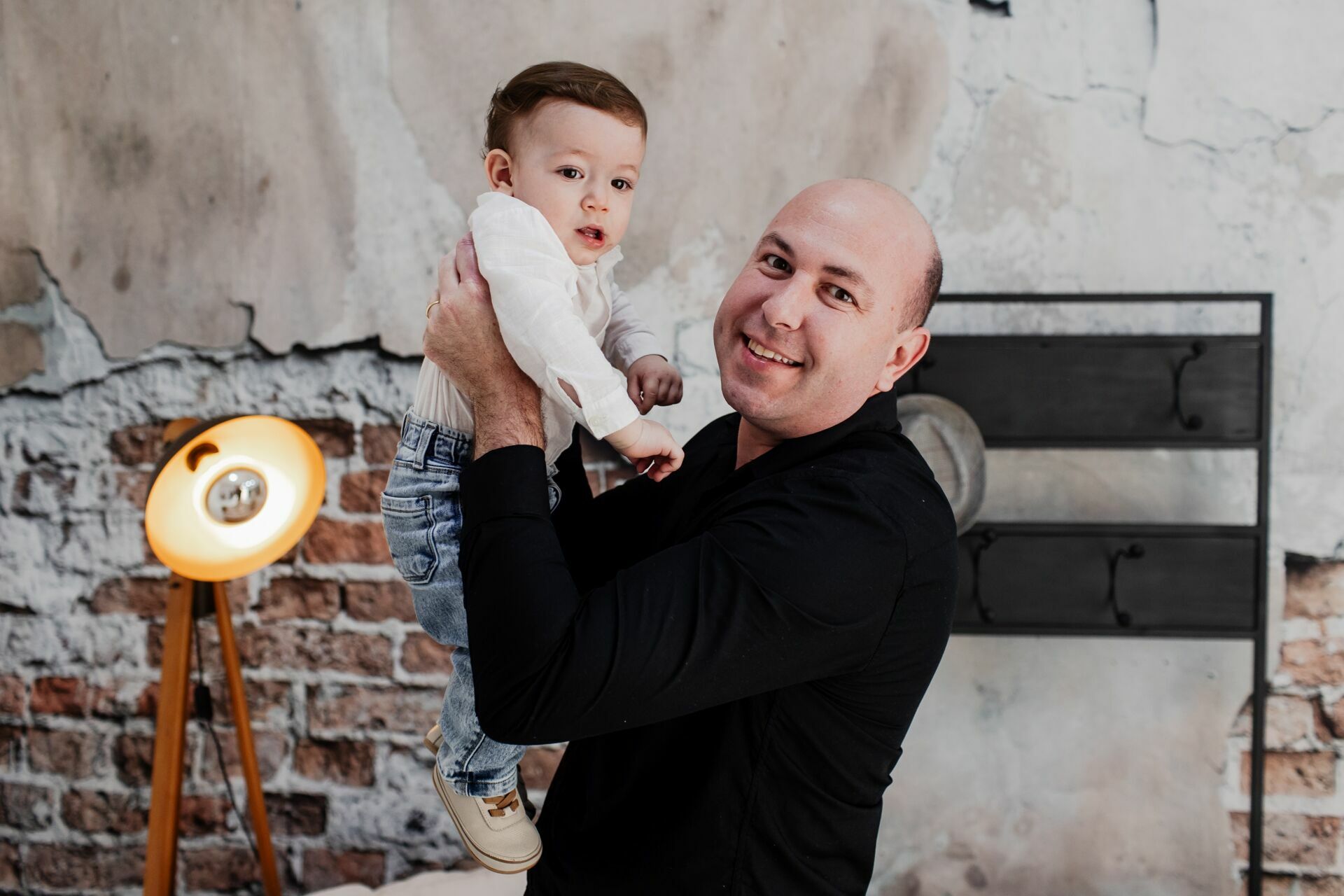 Foto Fotografia em estÃƒÂºdio - CenÃƒÂ¡rio Dia dos Pais - Amor e ConexÃƒÂ£o em Cada Foto - Imagem 108