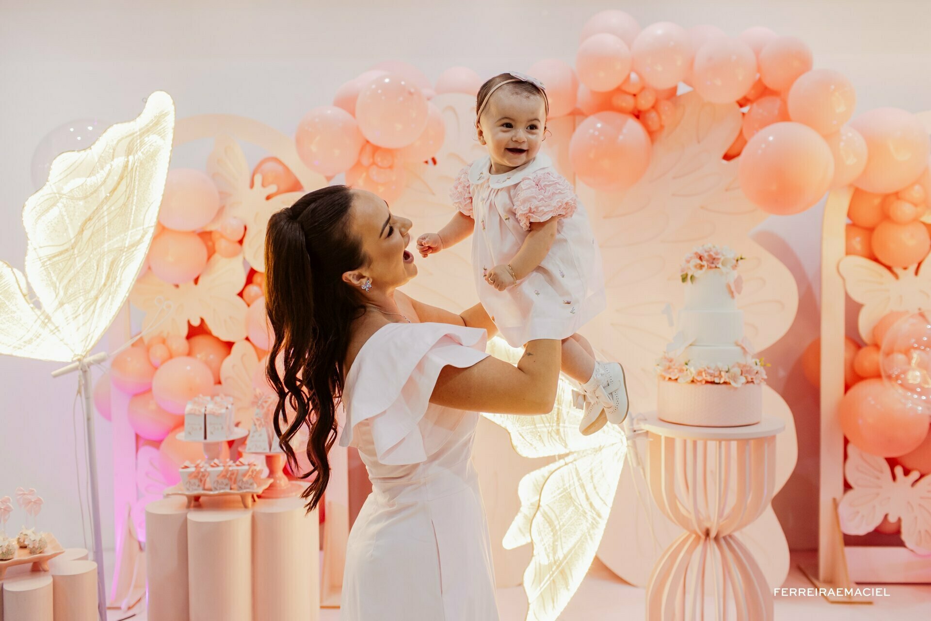 Festa de Aniversário Infantil - Isis - Um Ano - Espaço Allegra Park - Araranguá - SC