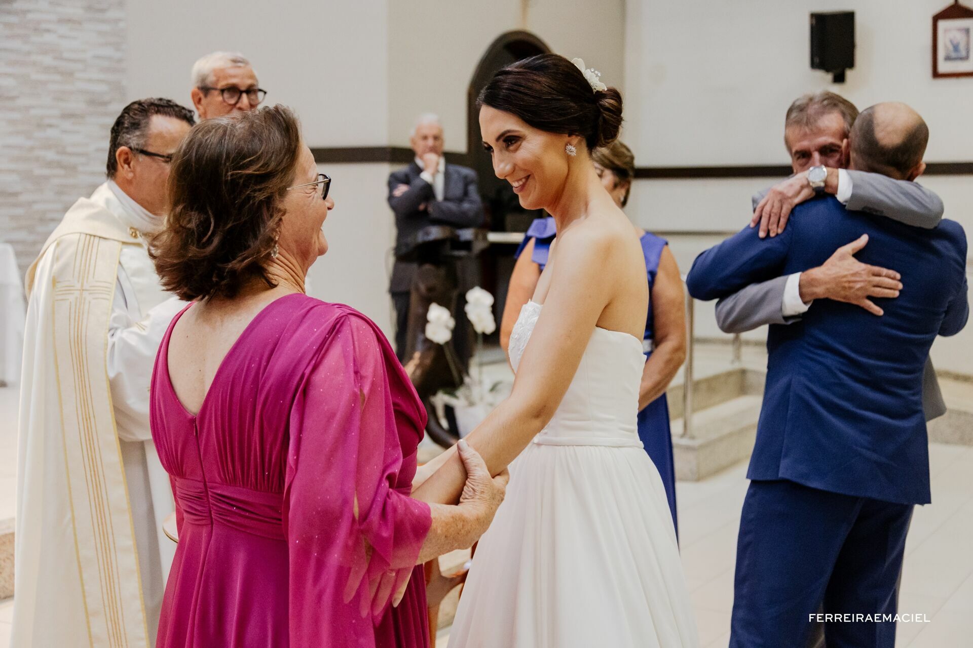 Foto Casamento Suellen e Jezon - Igreja Matriz São Roque - Timbé do Sul - SC Foto Casamento Suellen e Jezon - Igreja Matriz São Roque - Timbé do Sul - SC - Imagem 100