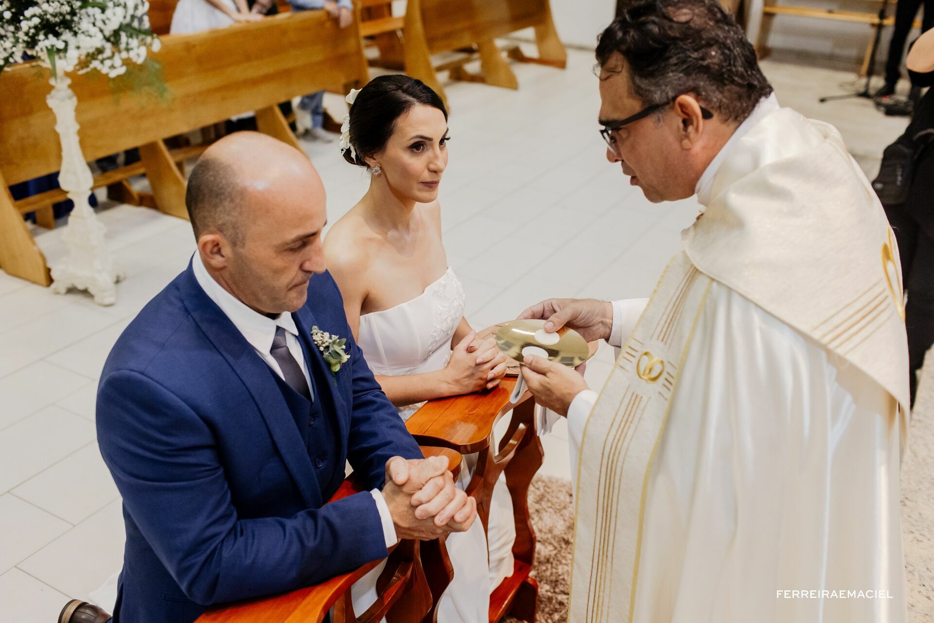 Foto Casamento Suellen e Jezon - Igreja Matriz São Roque - Timbé do Sul - SC Foto Casamento Suellen e Jezon - Igreja Matriz São Roque - Timbé do Sul - SC - Imagem 103