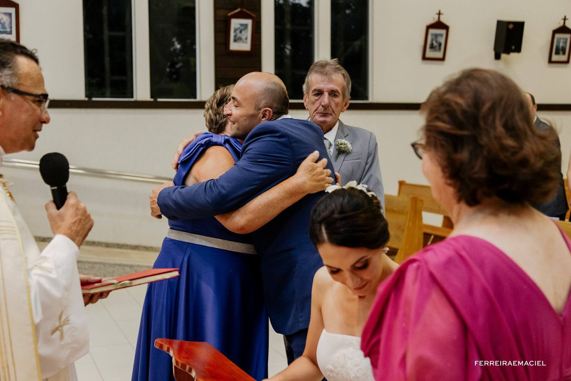 Foto Casamento Suellen e Jezon - Igreja Matriz São Roque - Timbé do Sul - SC Foto Casamento Suellen e Jezon - Igreja Matriz São Roque - Timbé do Sul - SC - Imagem 98