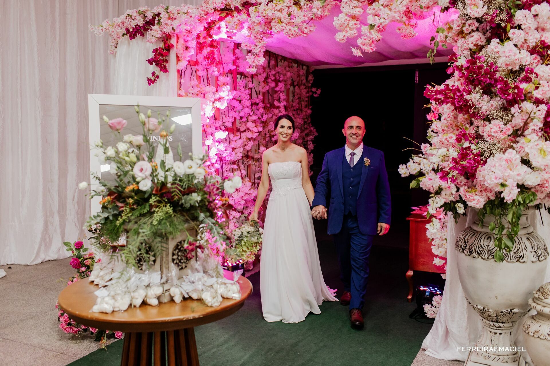 Foto Casamento Suellen e Jezon - Igreja Matriz São Roque - Timbé do Sul - SC Foto Casamento Suellen e Jezon - Igreja Matriz São Roque - Timbé do Sul - SC - Imagem 122