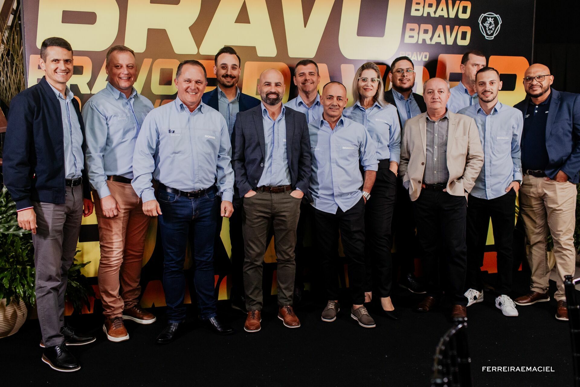 Foto Fotografia e Filmagem Publicitária do Sorteio do Caminhão Bravo para o Consórcio Scania - Le Blanc Centro de Eventos - Tubarão - SC Foto Fotografia e Filmagem Publicitária do Sorteio do Caminhão Bravo para o Consórcio Scania - Le Blanc Centro de Eventos - Tubarão - SC - Imagem 45