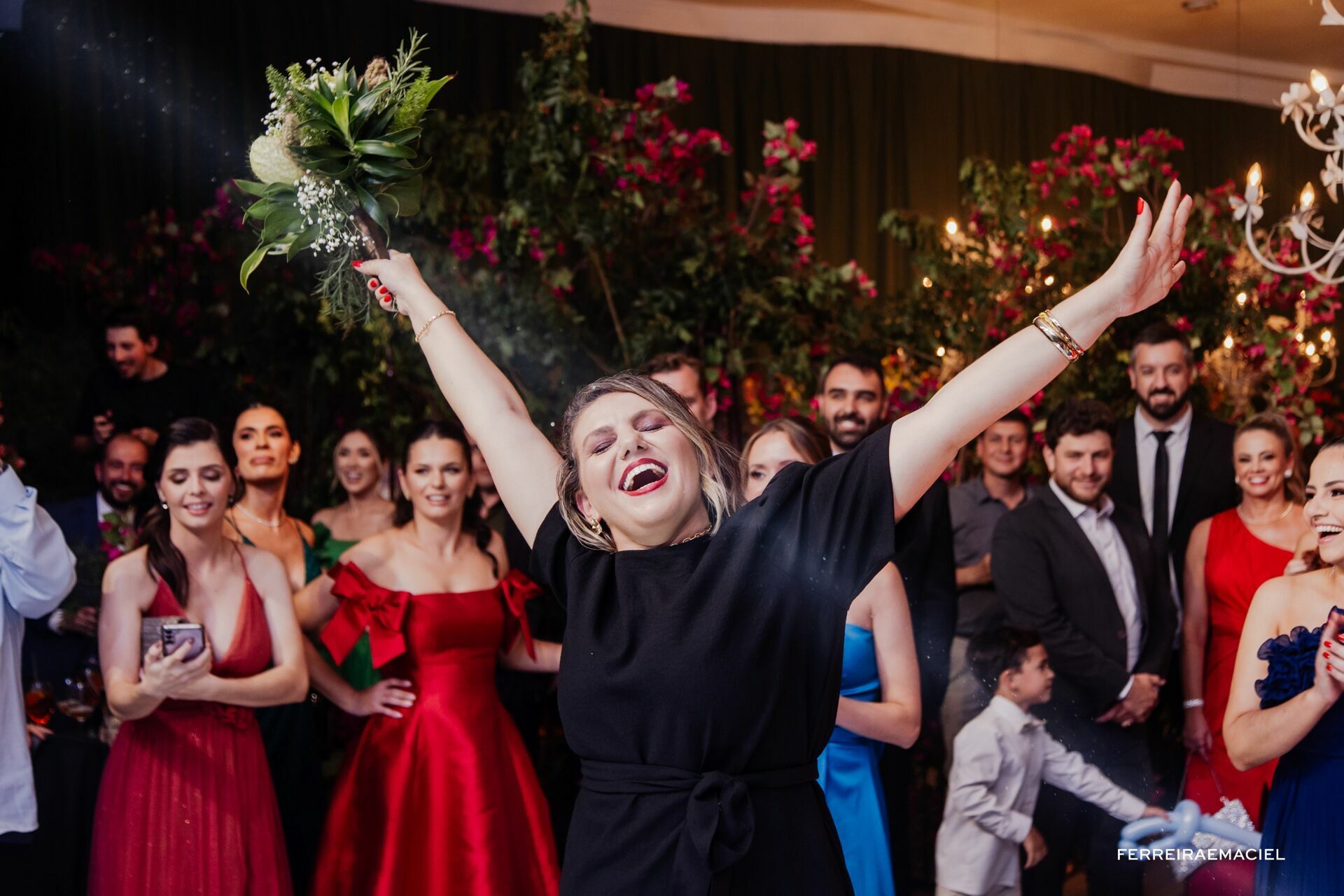 Foto Casamento Ana Paula e Luan - Paróquia Santa Rosa de Lima e Parque das Águas - Santa Rosa do Sul - Sombrio - SC Foto Casamento Ana Paula e Luan - Paróquia Santa Rosa de Lima e Parque das Águas - Santa Rosa do Sul - Sombrio - SC - Imagem 117