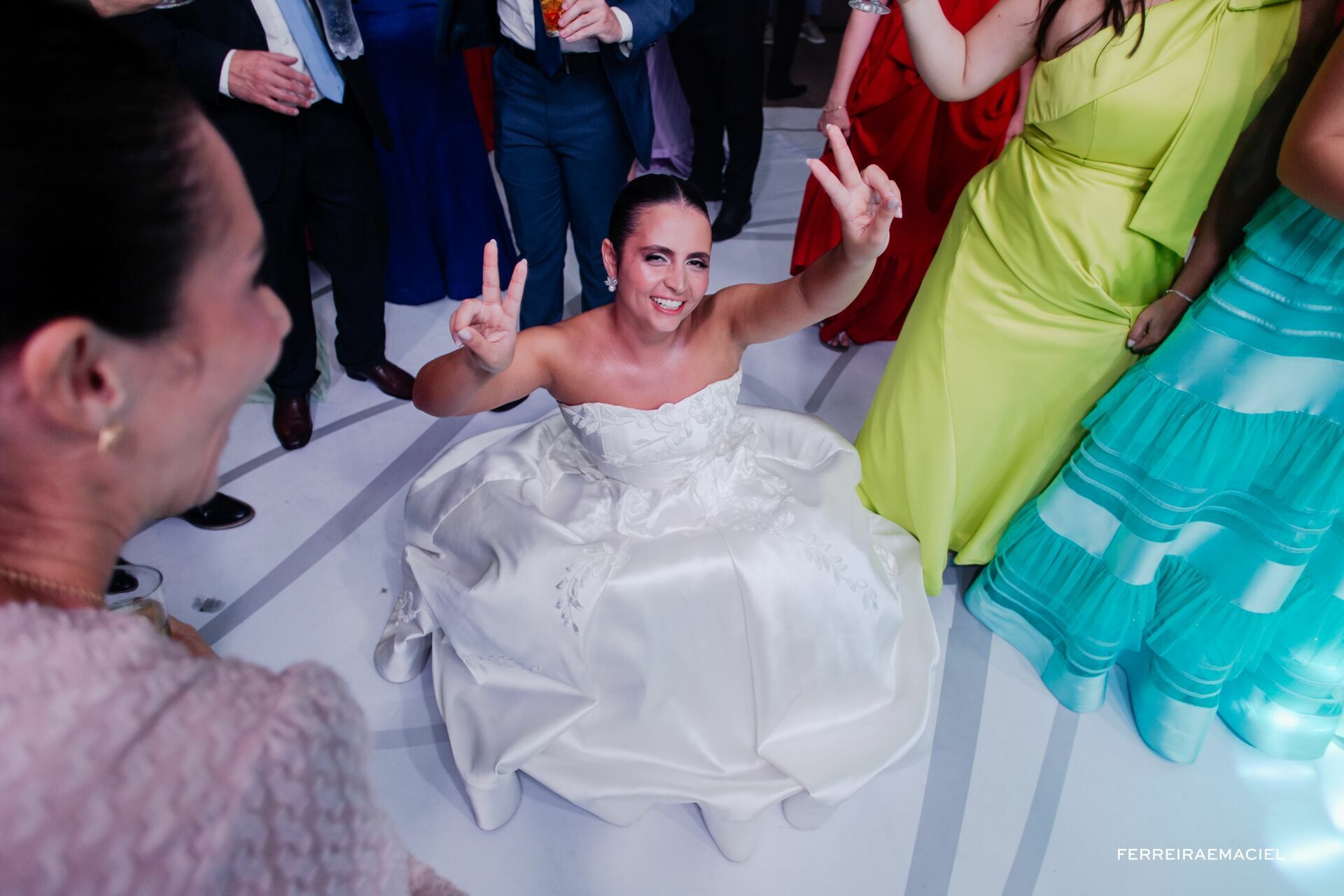 Foto Casamento Ana Paula e Luan - Paróquia Santa Rosa de Lima e Parque das Águas - Santa Rosa do Sul - Sombrio - SC Foto Casamento Ana Paula e Luan - Paróquia Santa Rosa de Lima e Parque das Águas - Santa Rosa do Sul - Sombrio - SC - Imagem 130