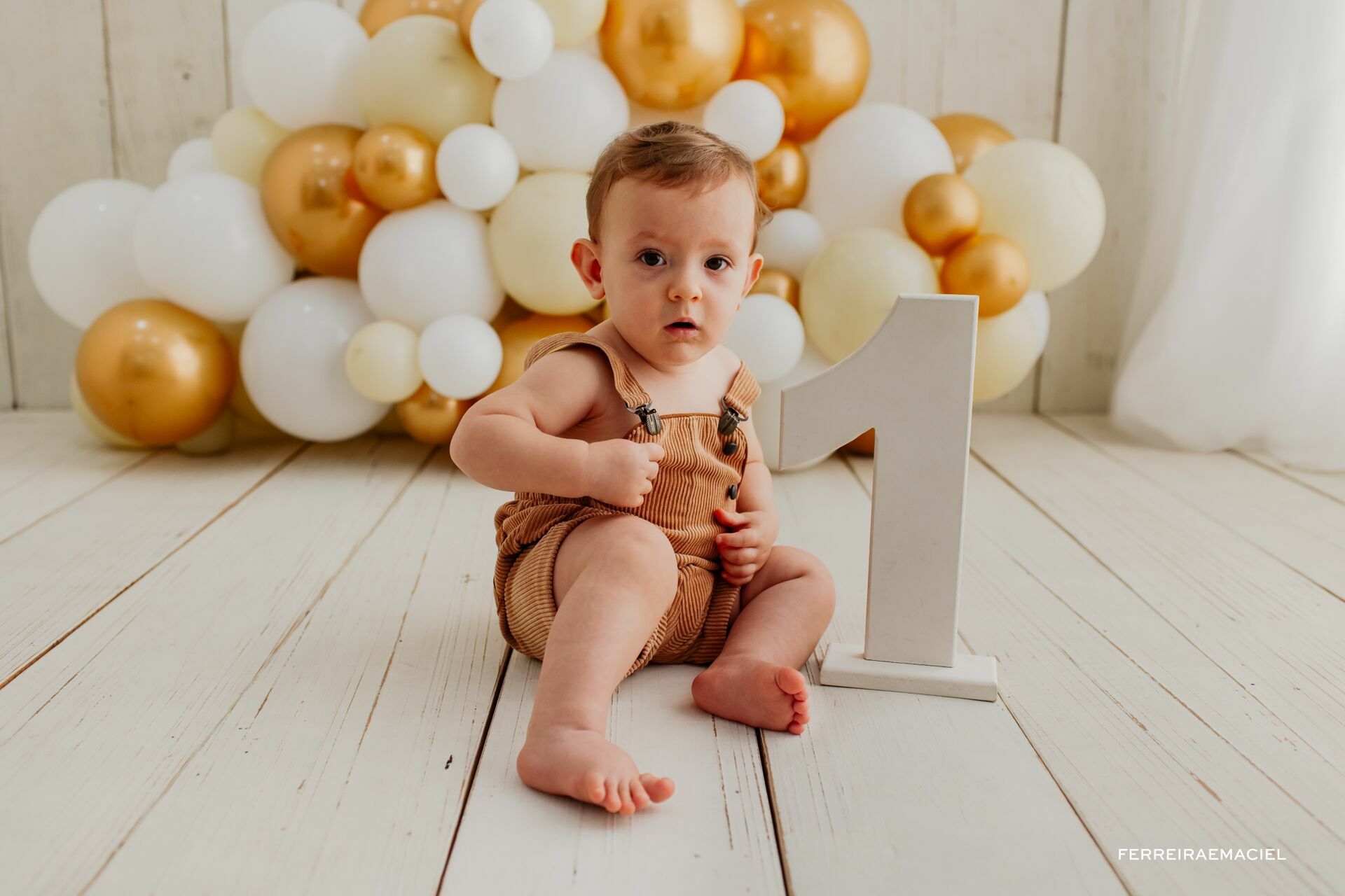 Foto Ensaio Smash the Cake em Estúdio - Smash the Fruit -Daniel - Um ano - Fotografia Infantil Profissional - Araranguá - SC Foto Ensaio Smash the Cake em Estúdio - Smash the Fruit -Daniel - Um ano - Fotografia Infantil Profissional - Araranguá - SC - Imagem 0