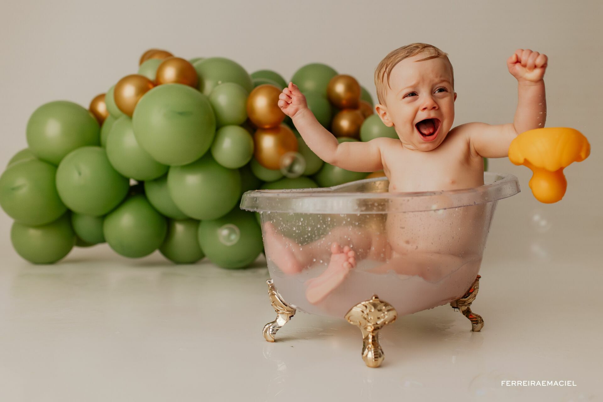 Foto Ensaio Smash the Cake em Estúdio - Augusto - 1 Ano - Fotografia Infantil Profissional - Araranguá - SC Foto Ensaio Smash the Cake em Estúdio - Augusto - 1 Ano - Fotografia Infantil Profissional - Araranguá - SC - Imagem 29