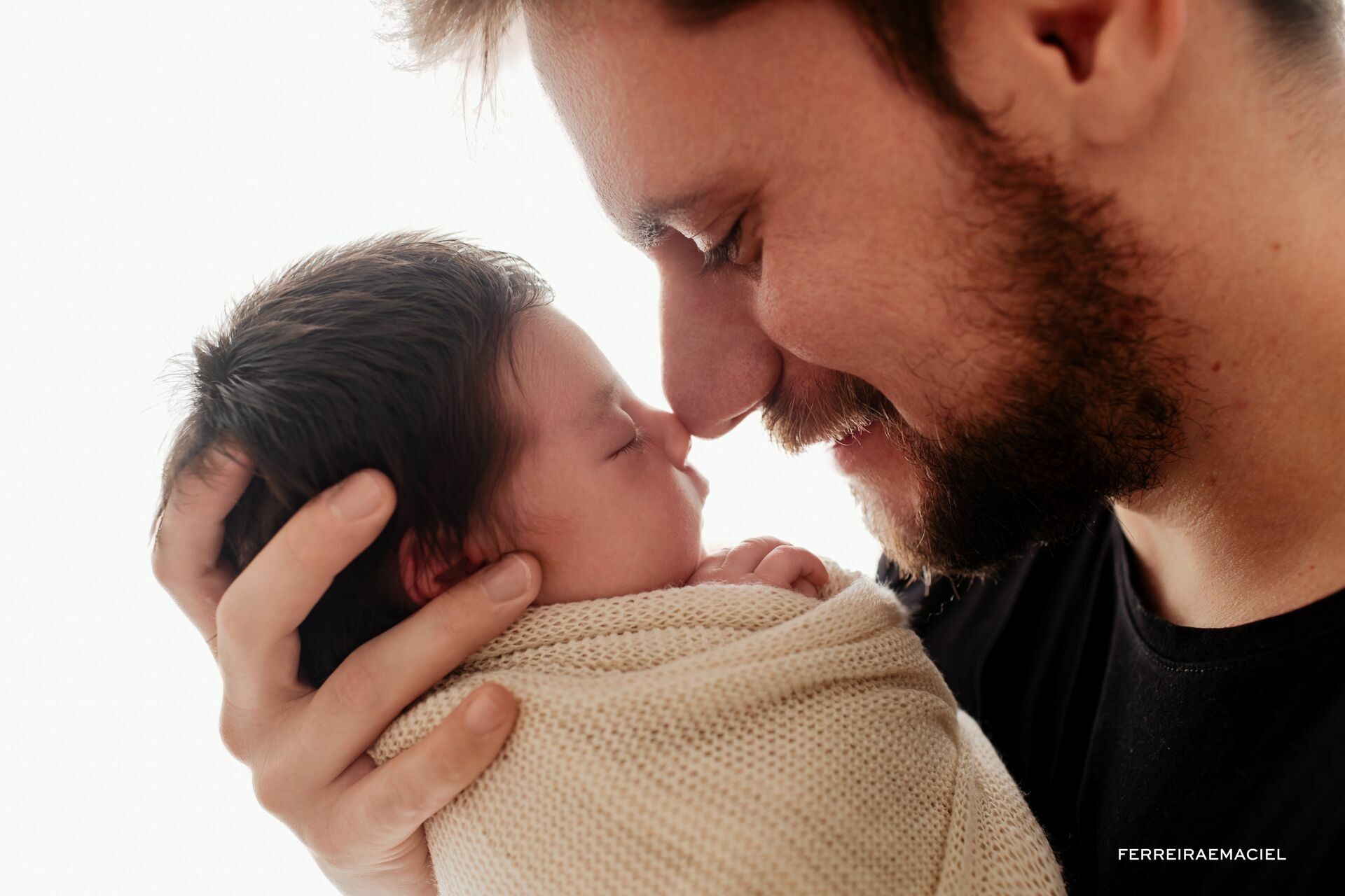 Foto Ensaio newborn em estúdio - sessão fotográfica e fotografia de recém-nascido em Araranguá - Criciúma - Sombrio - Turvo - Ermo - Maracajá - Nova Veneza - Cecília - Bruna Foto Ensaio newborn em estúdio - sessão fotográfica e fotografia de recém-nascido em Araranguá - Criciúma - Sombrio - Turvo - Ermo - Maracajá - Nova Veneza - Cecília - Bruna - Imagem 7