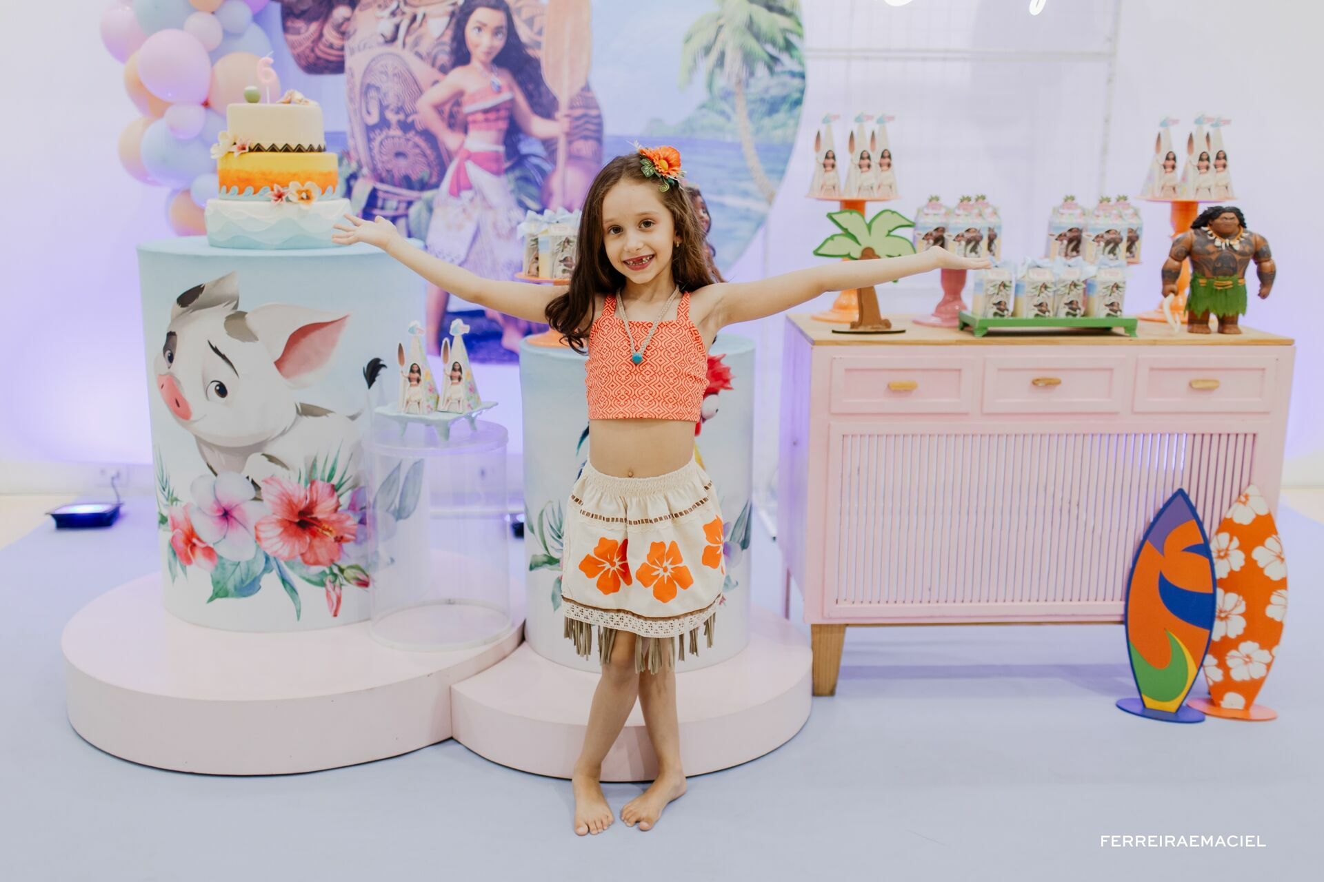Foto Aniversário Infantil 6 Anos – Helena – Tema Moana – Allegra Park – Araranguá – SC Foto Aniversário Infantil 6 Anos – Helena – Tema Moana – Allegra Park – Araranguá – SC - Imagem 5