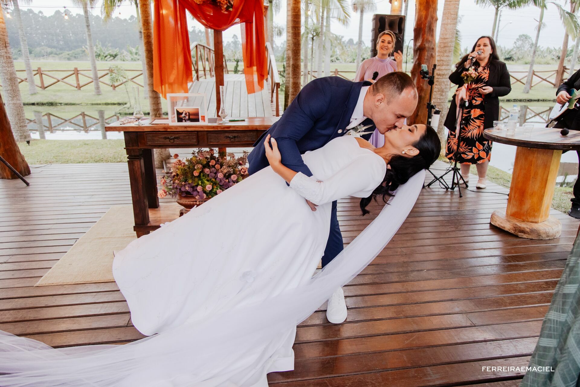 Foto Elopement Wedding - Sabrina e Matheus - Fotografia Profissional de Casamento - Sítio Girabas - Morro do Soares - Ermo - Araranguá - Sombrio - Turvo - Criciúma - SC Foto Elopement Wedding - Sabrina e Matheus - Fotografia Profissional de Casamento - Sítio Girabas - Morro do Soares - Ermo - Araranguá - Sombrio - Turvo - Criciúma - SC - Imagem 81