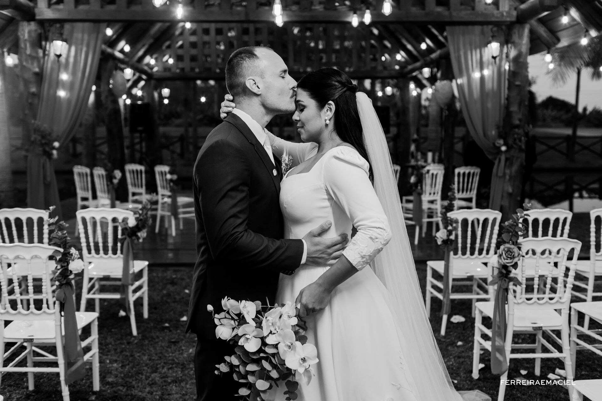 Foto Elopement Wedding - Sabrina e Matheus - Fotografia Profissional de Casamento - Sítio Girabas - Morro do Soares - Ermo - Araranguá - Sombrio - Turvo - Criciúma - SC Foto Elopement Wedding - Sabrina e Matheus - Fotografia Profissional de Casamento - Sítio Girabas - Morro do Soares - Ermo - Araranguá - Sombrio - Turvo - Criciúma - SC - Imagem 90