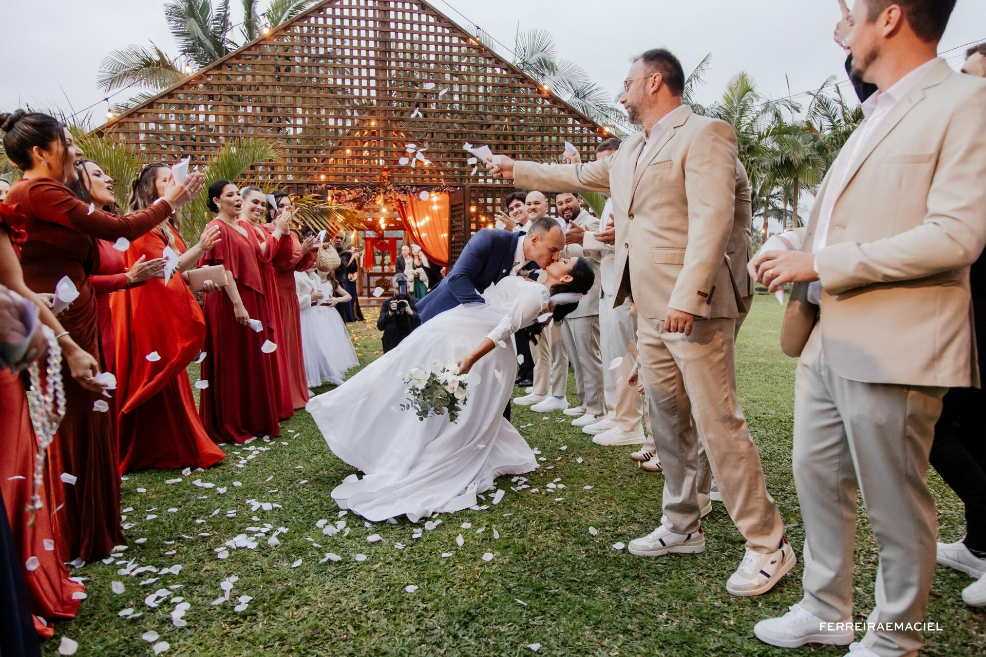 Foto Elopement Wedding - Sabrina e Matheus - Fotografia Profissional de Casamento - Sítio Girabas - Morro do Soares - Ermo - Araranguá - Sombrio - Turvo - Criciúma - SC Foto Elopement Wedding - Sabrina e Matheus - Fotografia Profissional de Casamento - Sítio Girabas - Morro do Soares - Ermo - Araranguá - Sombrio - Turvo - Criciúma - SC - Imagem 89